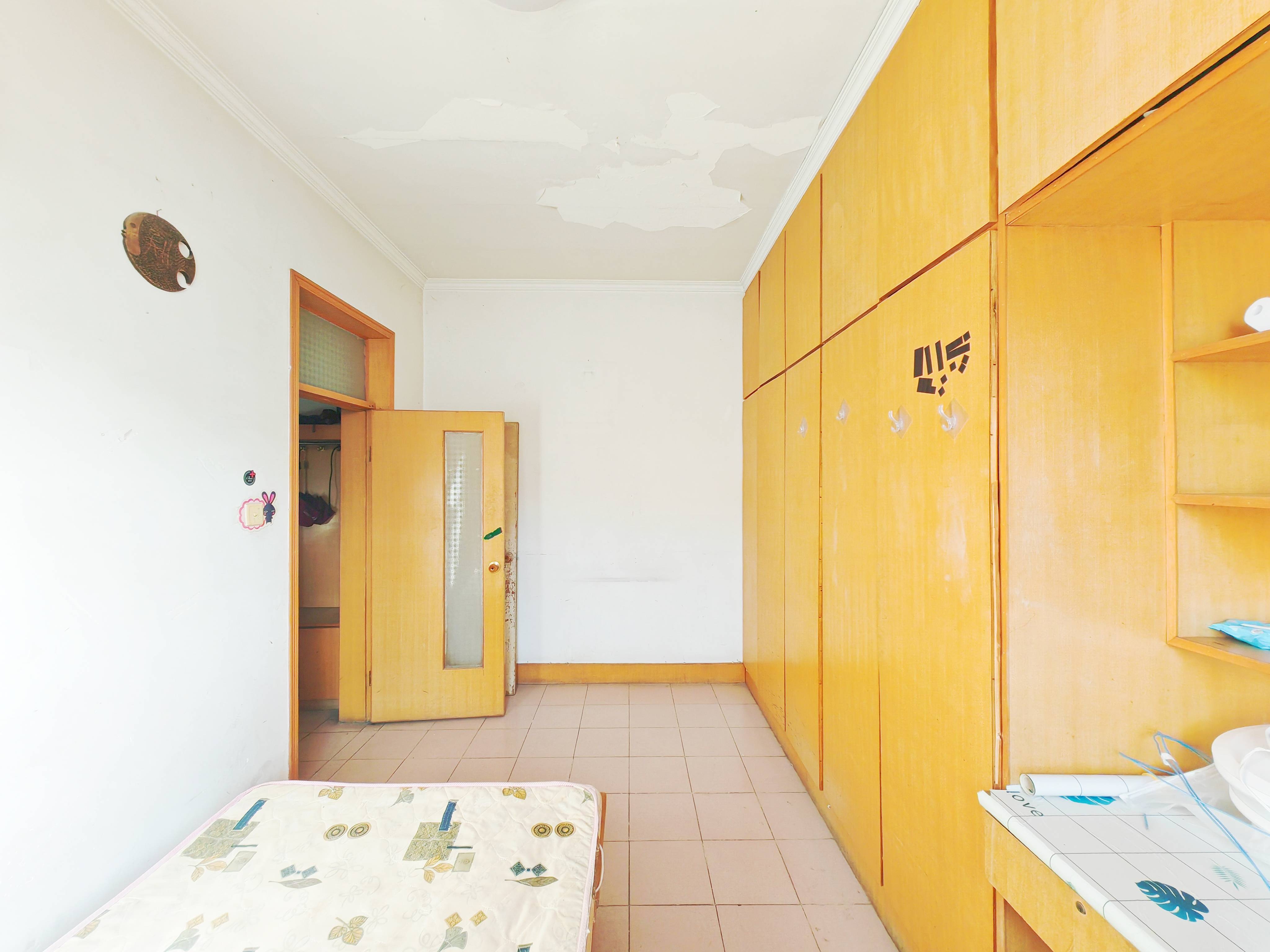 英雄山路警官医院宿舍