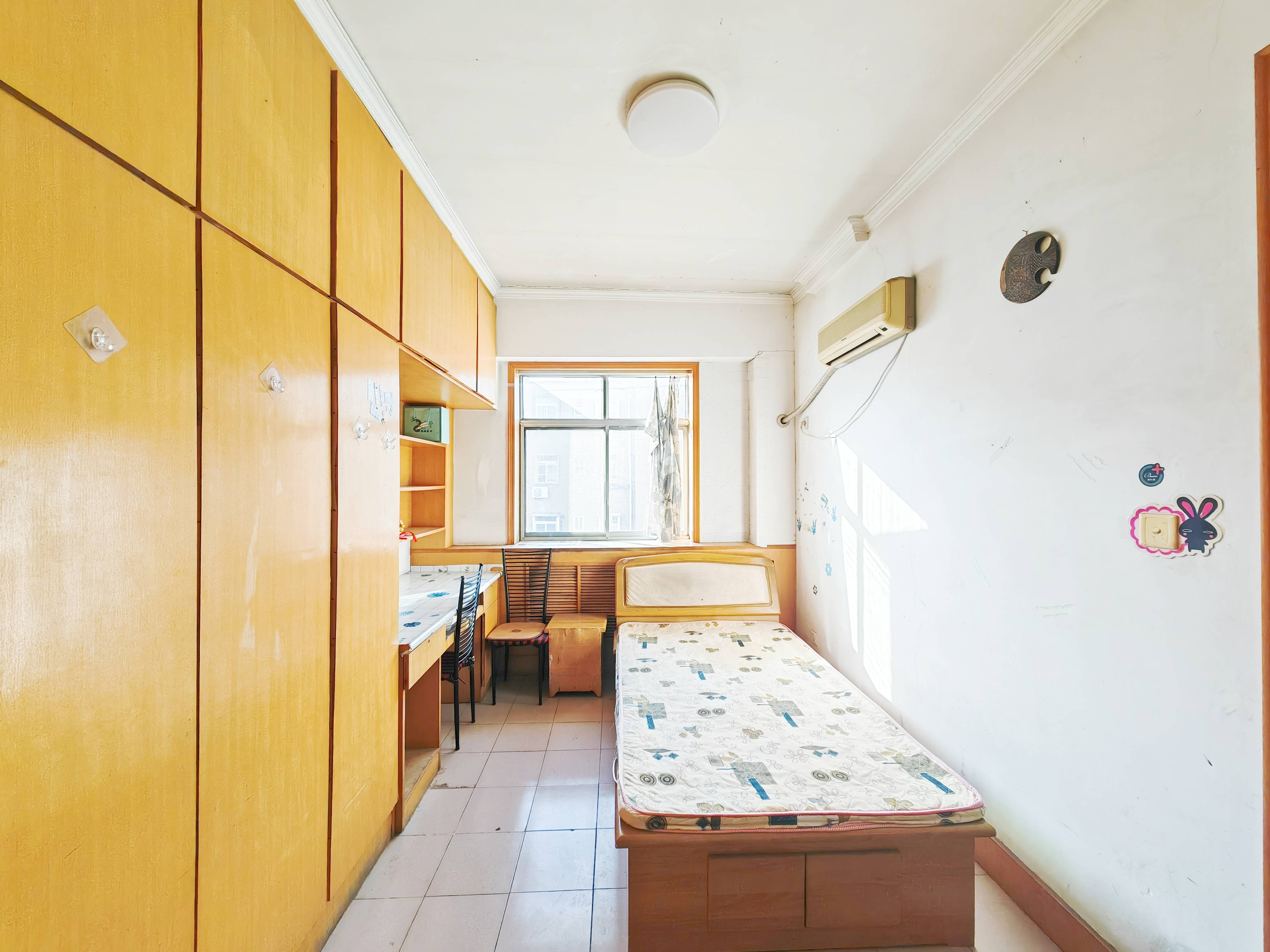 英雄山路警官医院宿舍