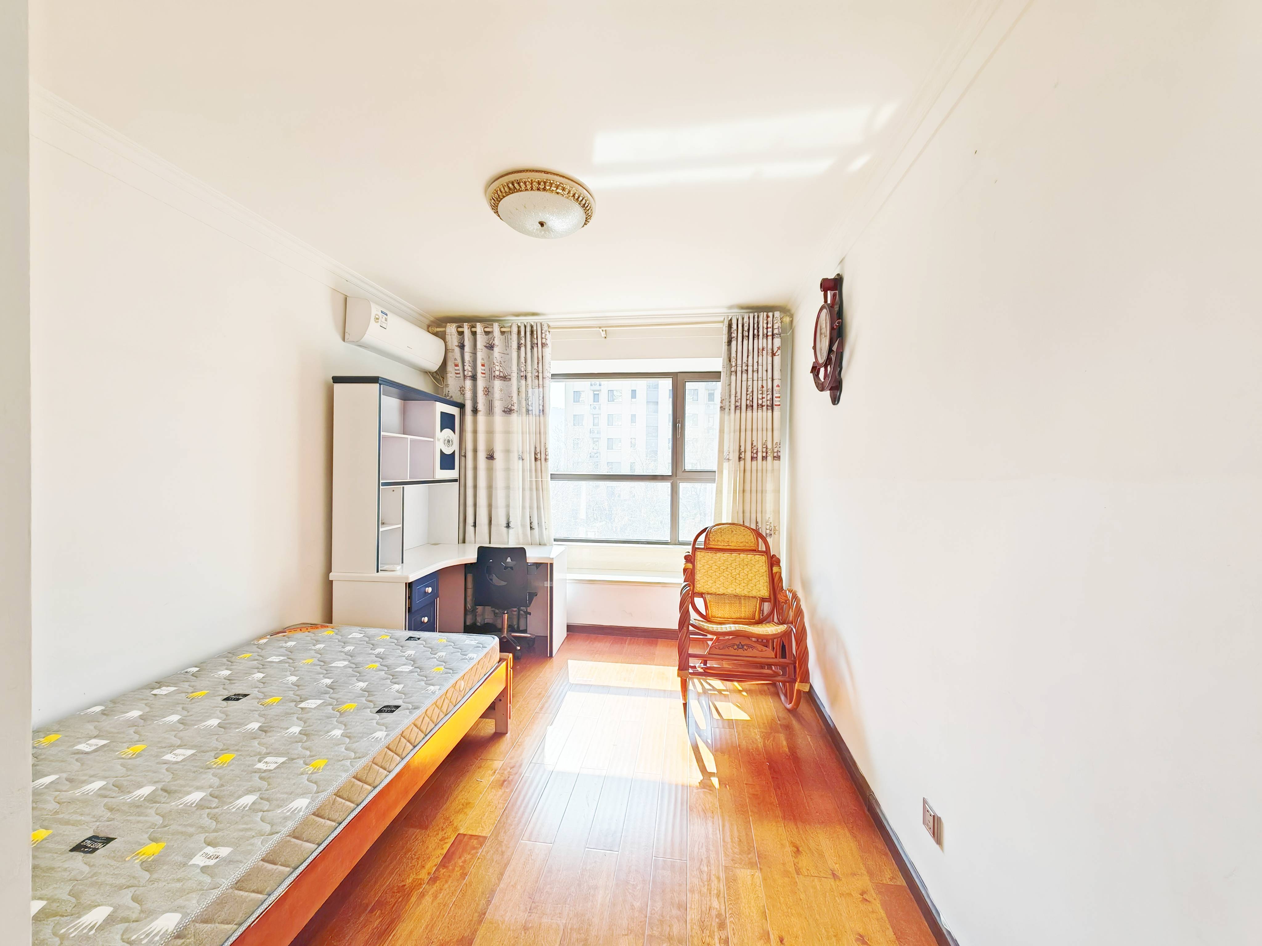 中海国际社区（御峰官邸B4）