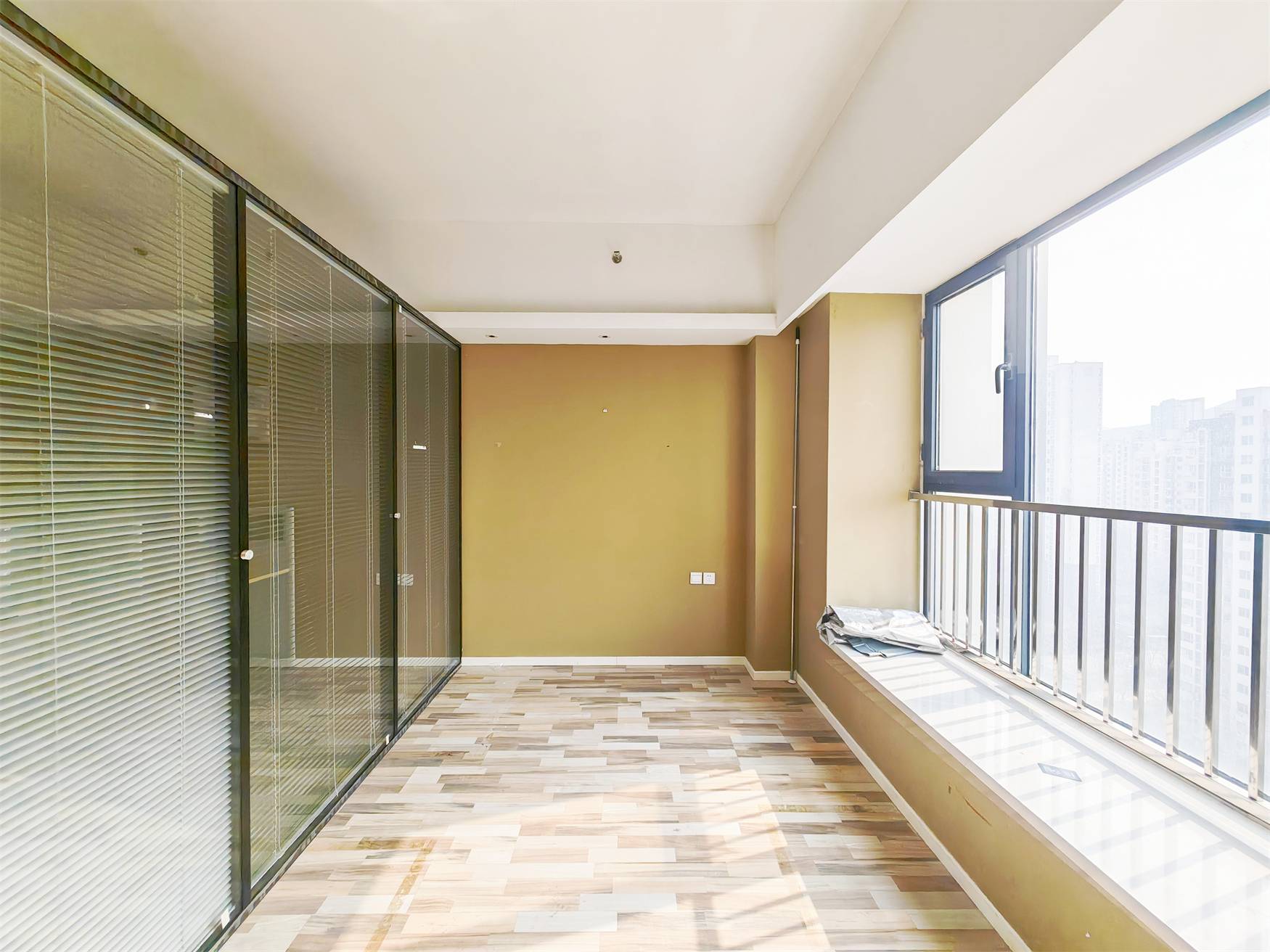 鲁能领秀城贵和金街