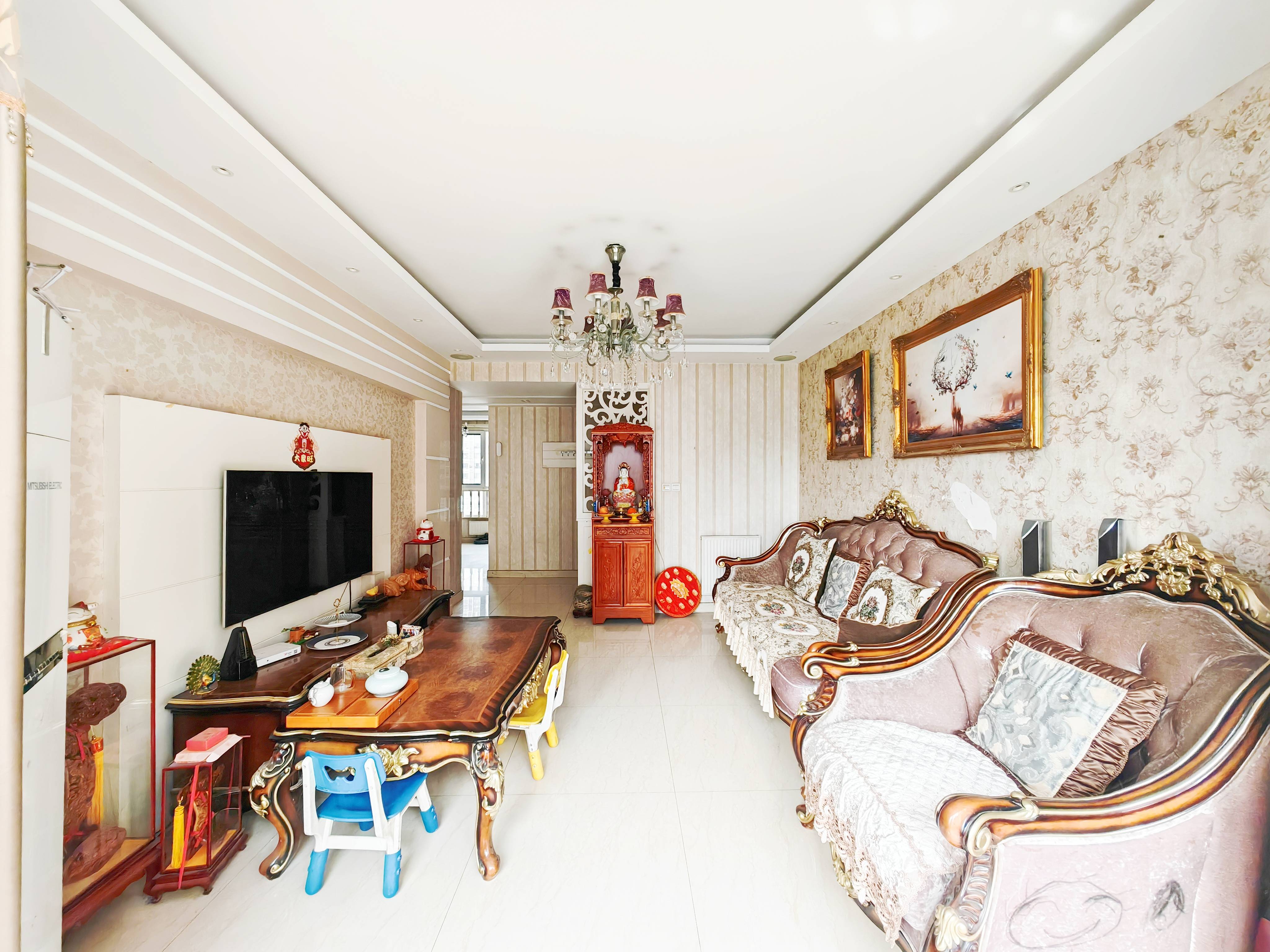 鲁能领秀城B区（十一区）