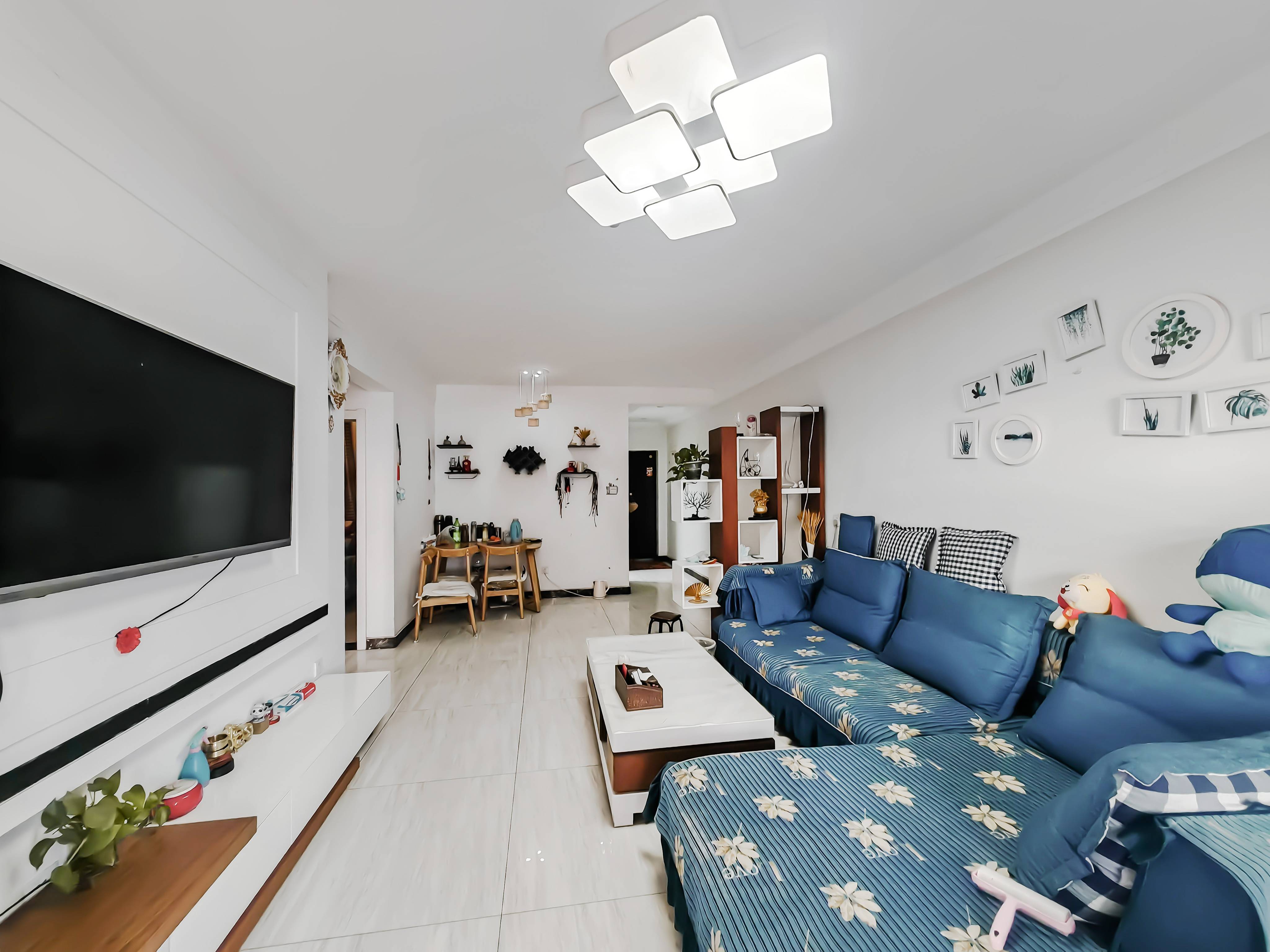 天鸿万象新天云公馆