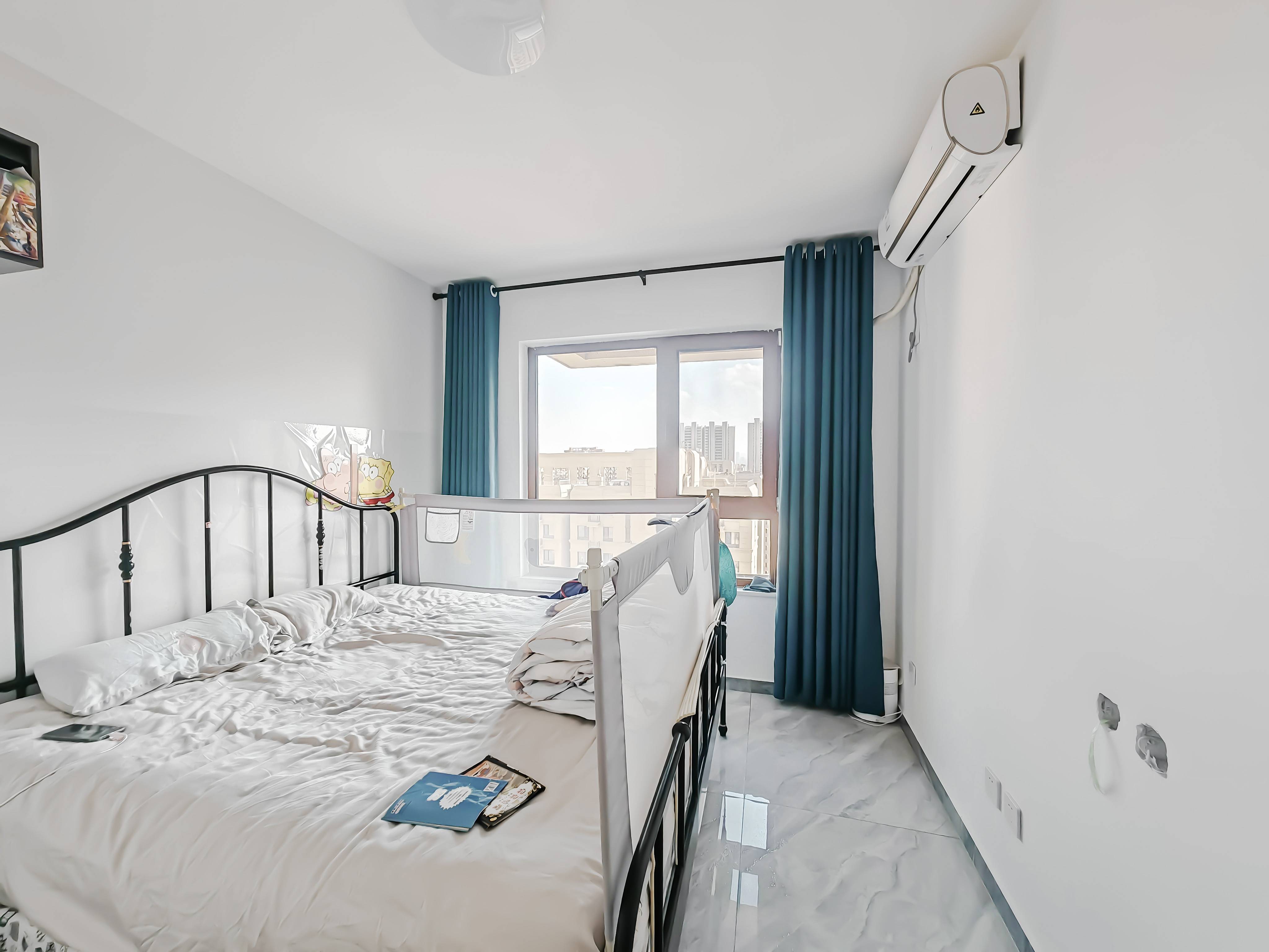 天鸿万象新天公园大道