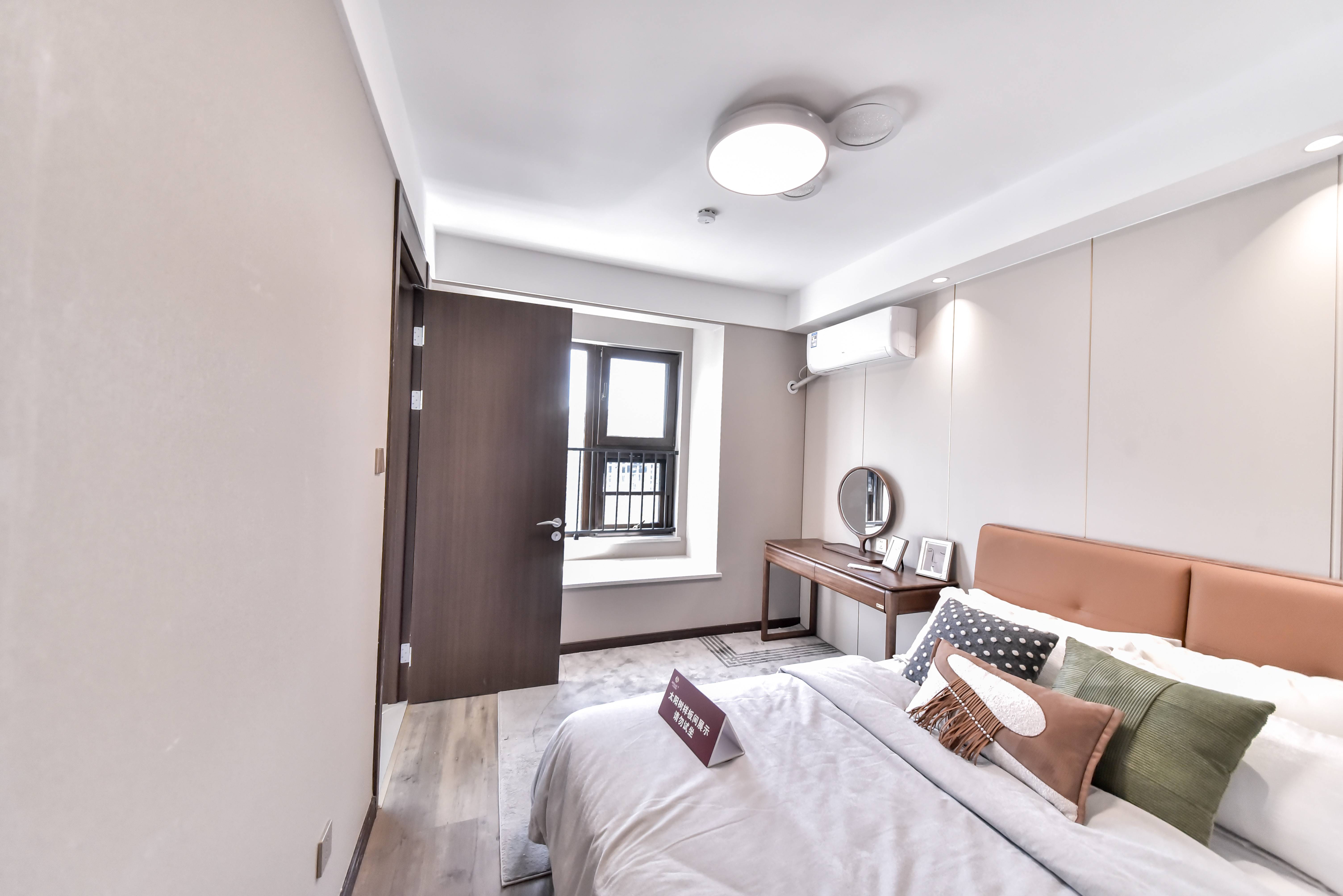 雪山万科城云湾园