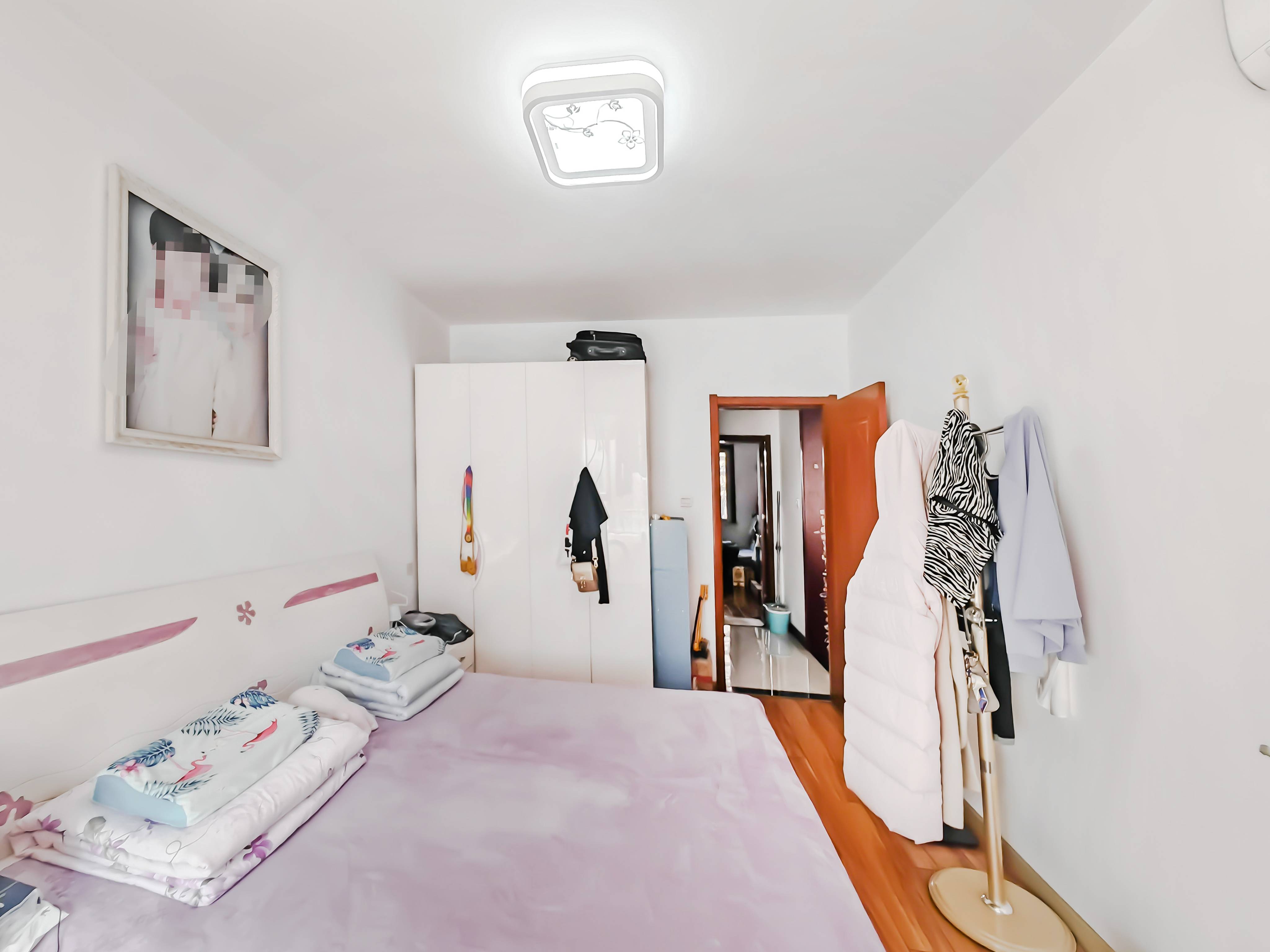 天鸿万象新天三区