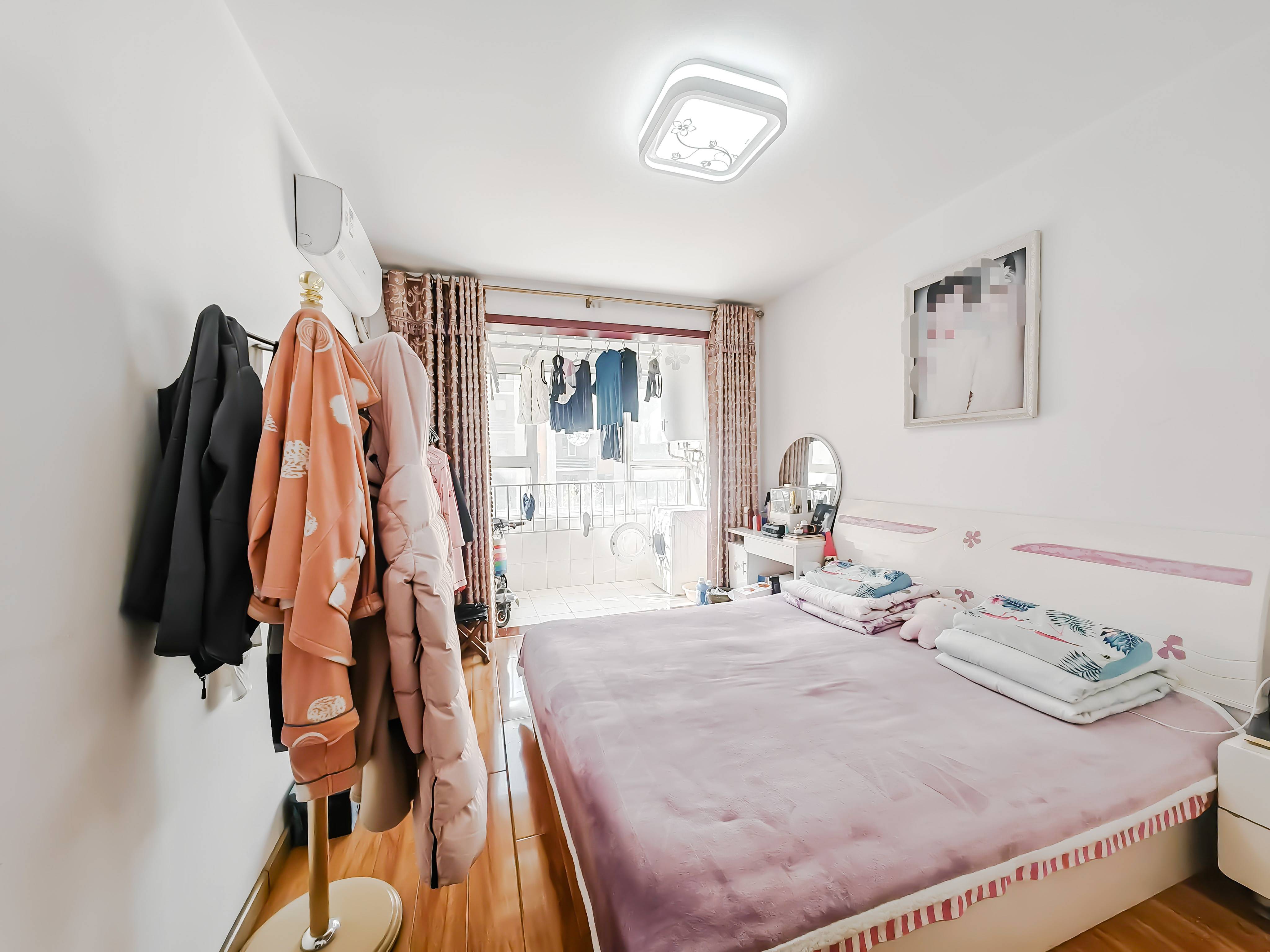 天鸿万象新天三区