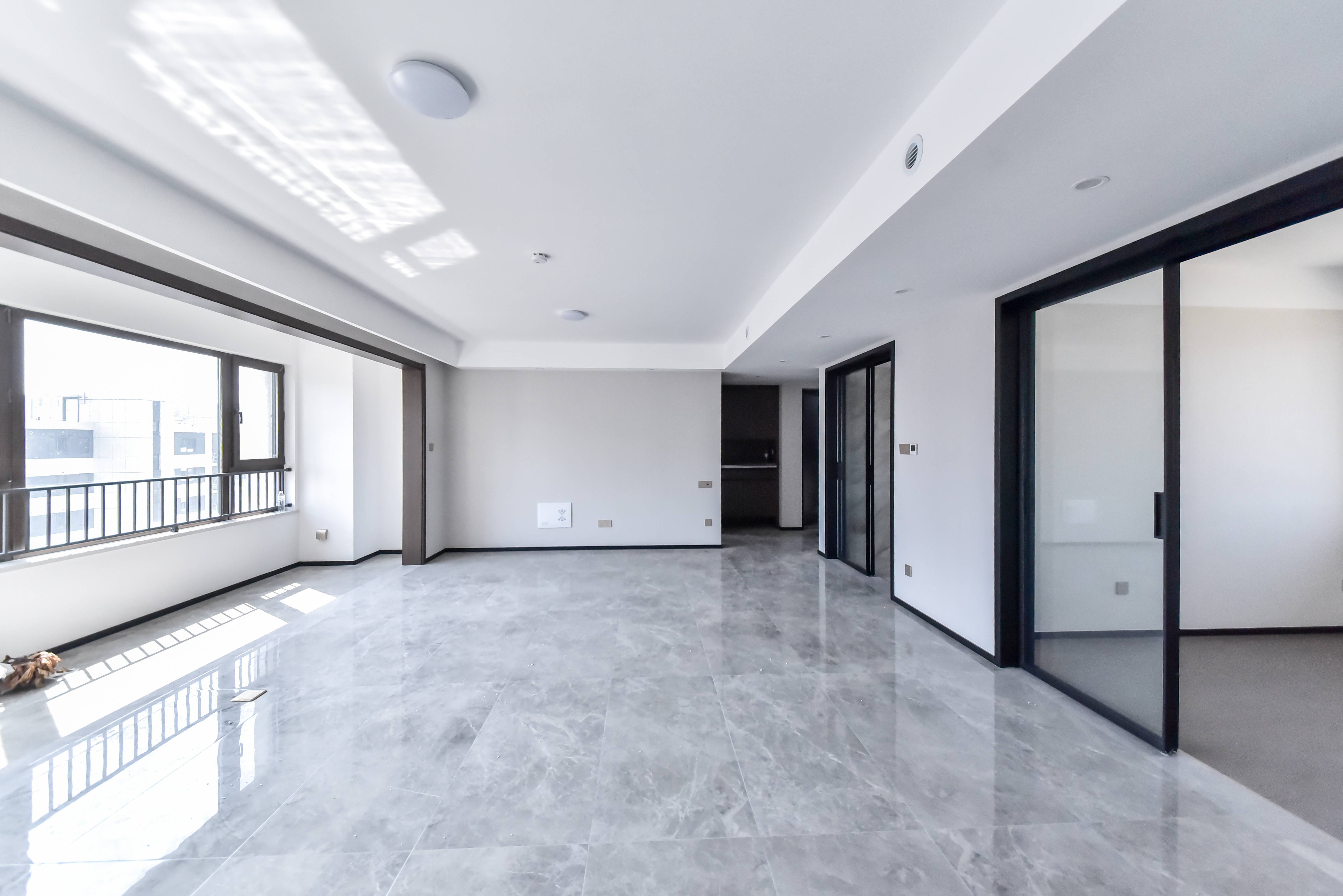  雪山万科城云湾园 南北