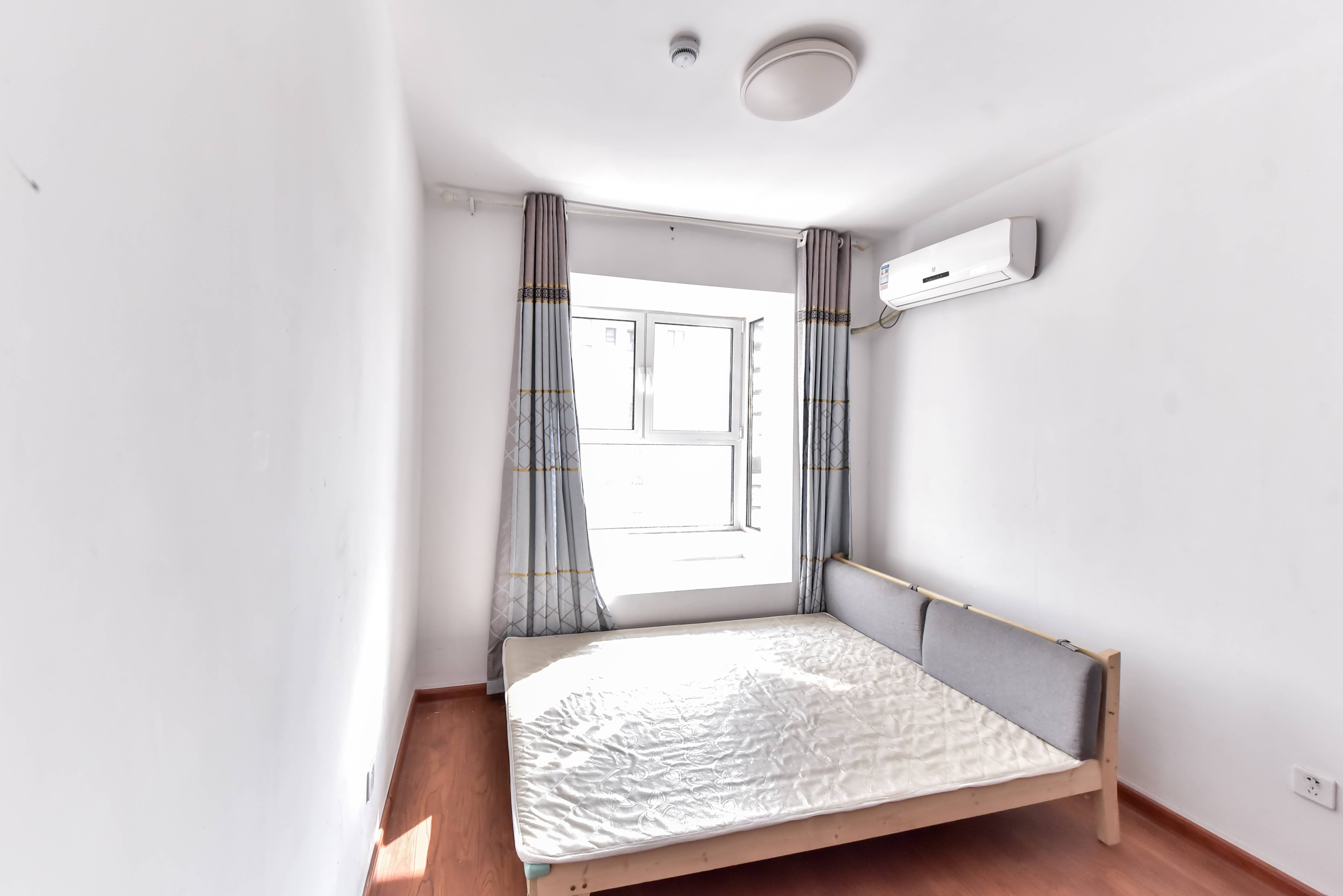 银丰唐郡玫瑰园