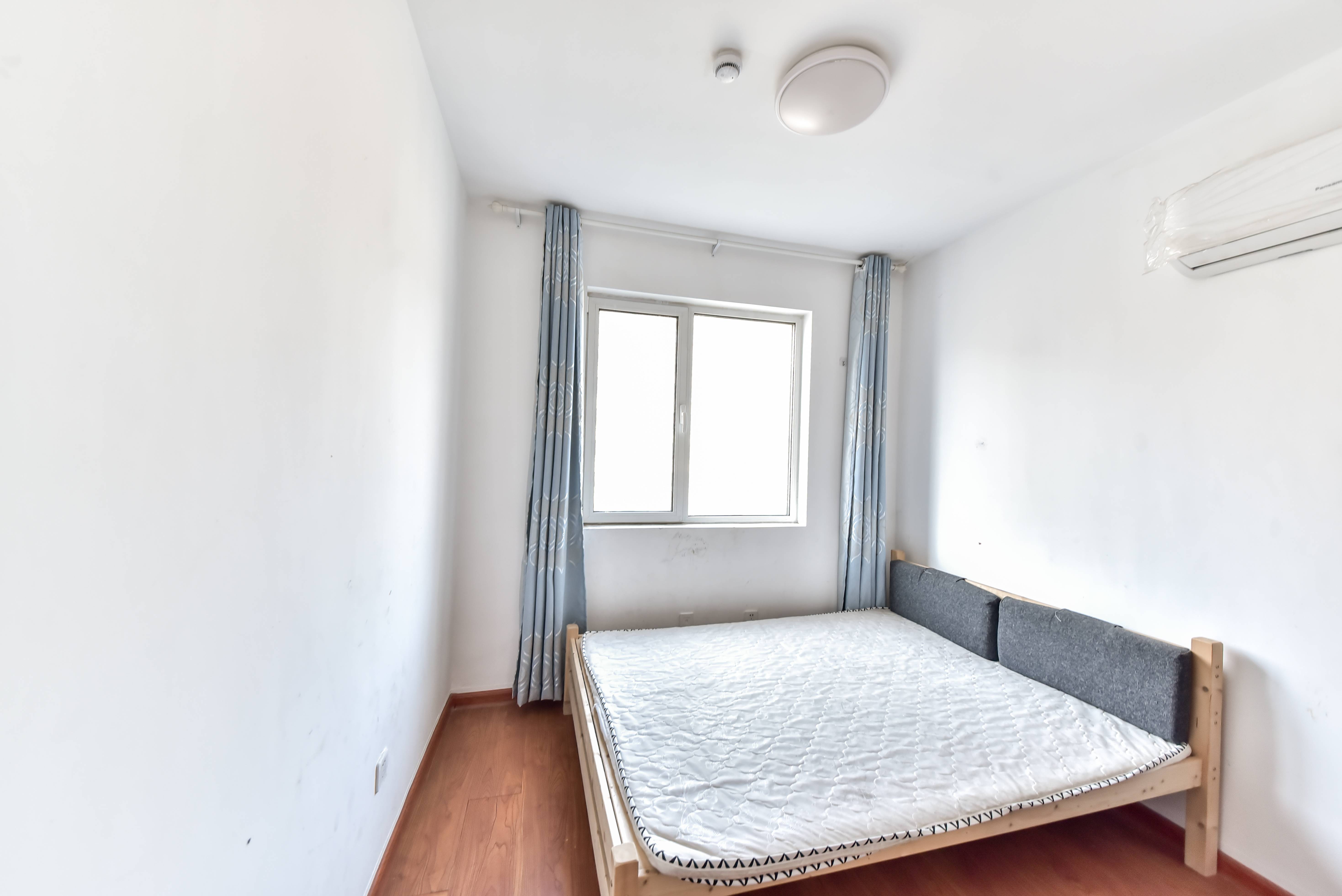 银丰唐郡玫瑰园