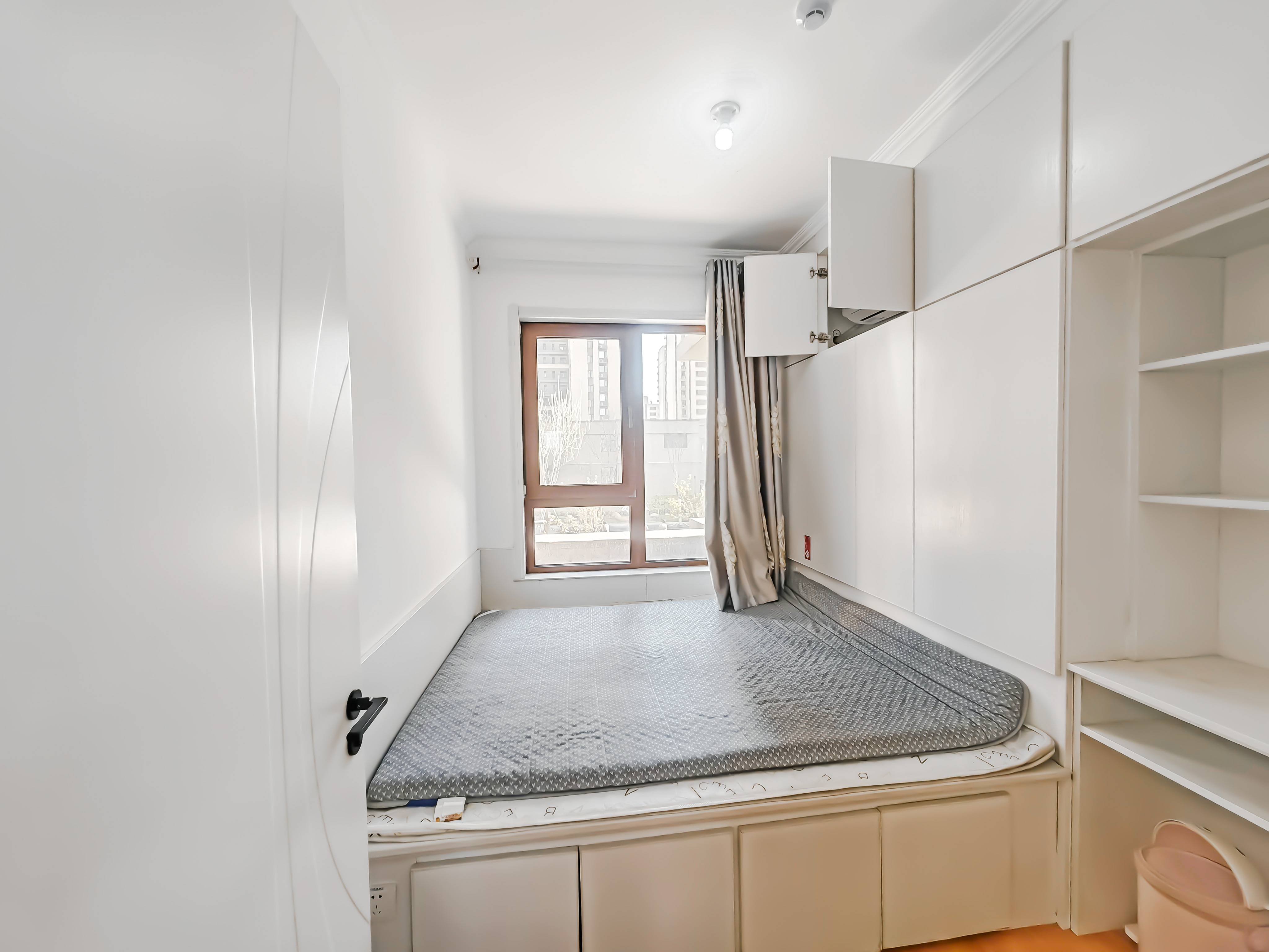 天鸿万象新天公园大道