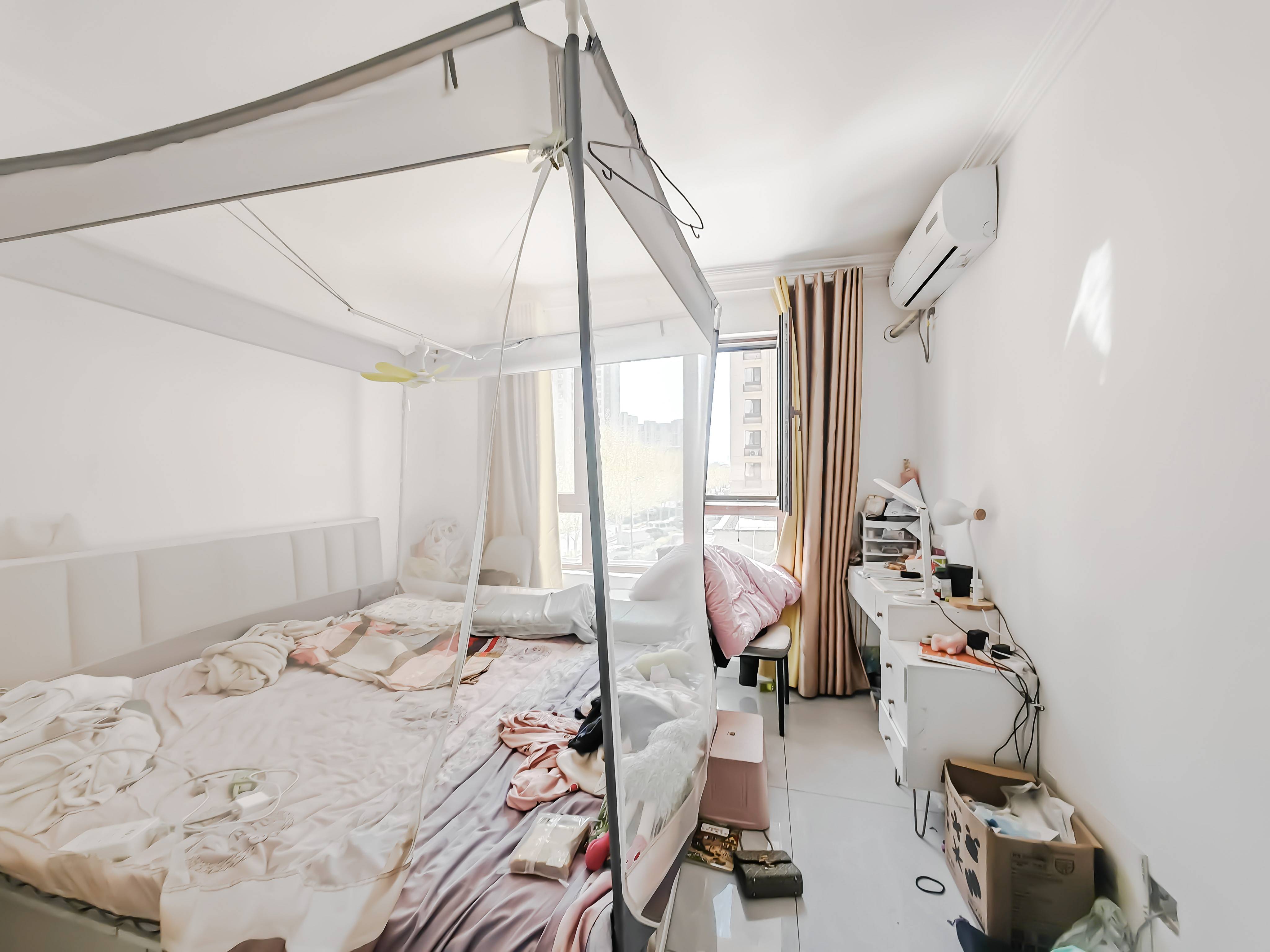 天鸿万象新天公园大道