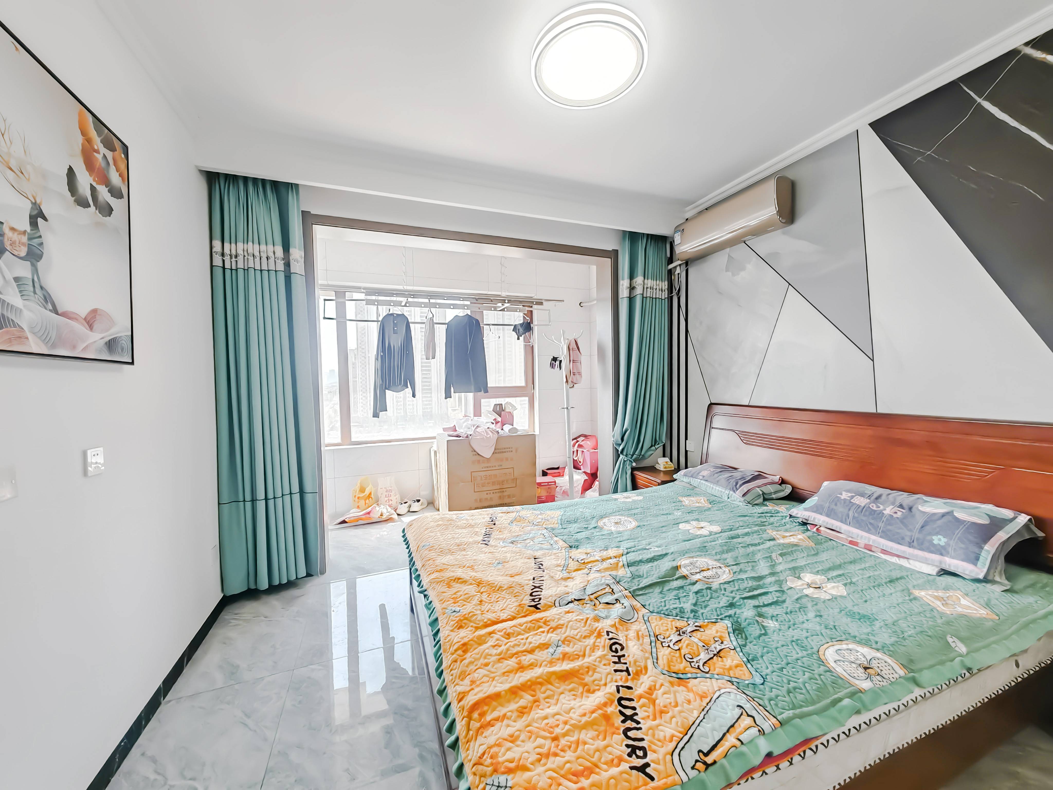 天鸿万象新天公园大道