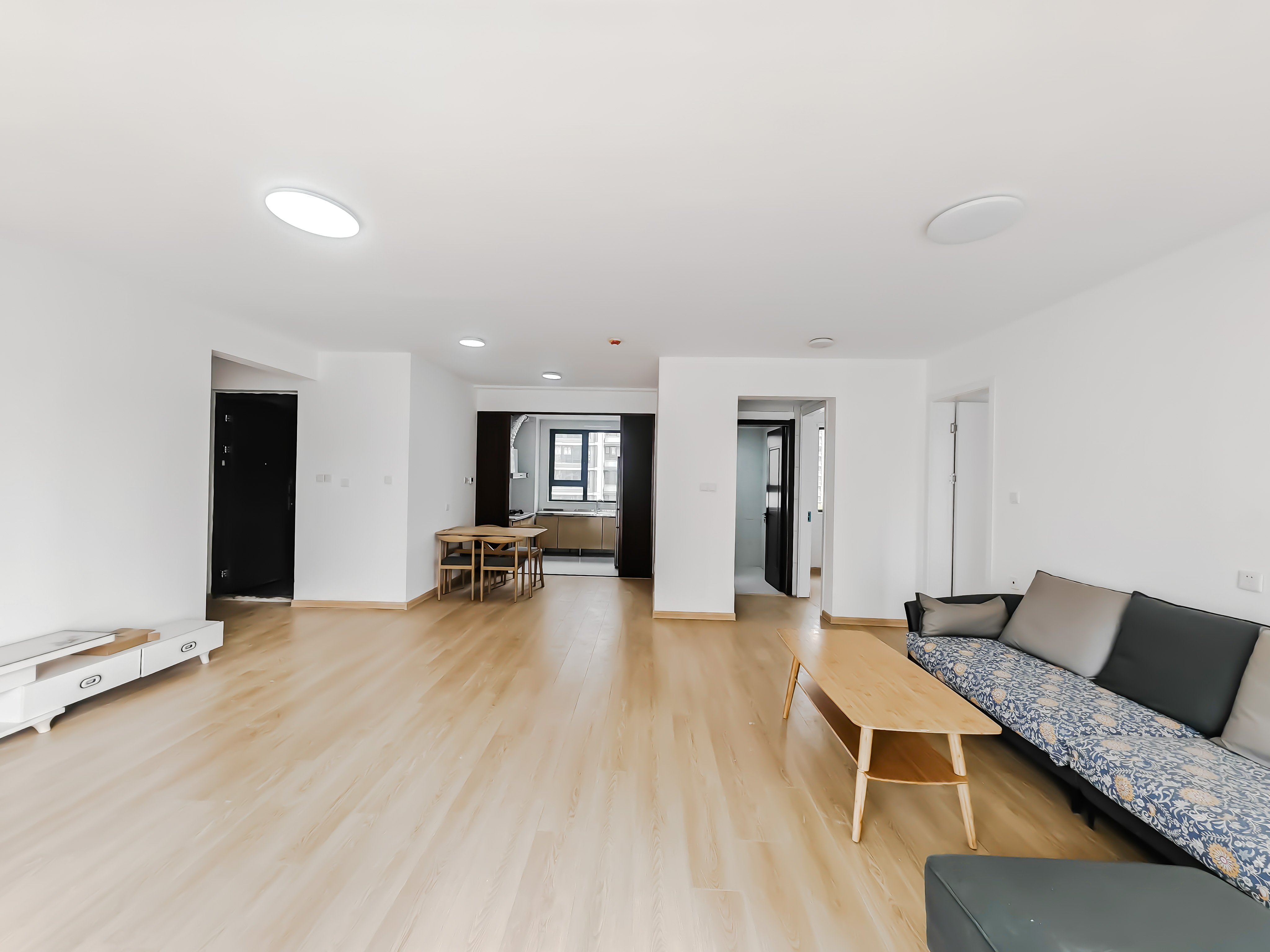  中建蔚蓝之城翠竹园 南