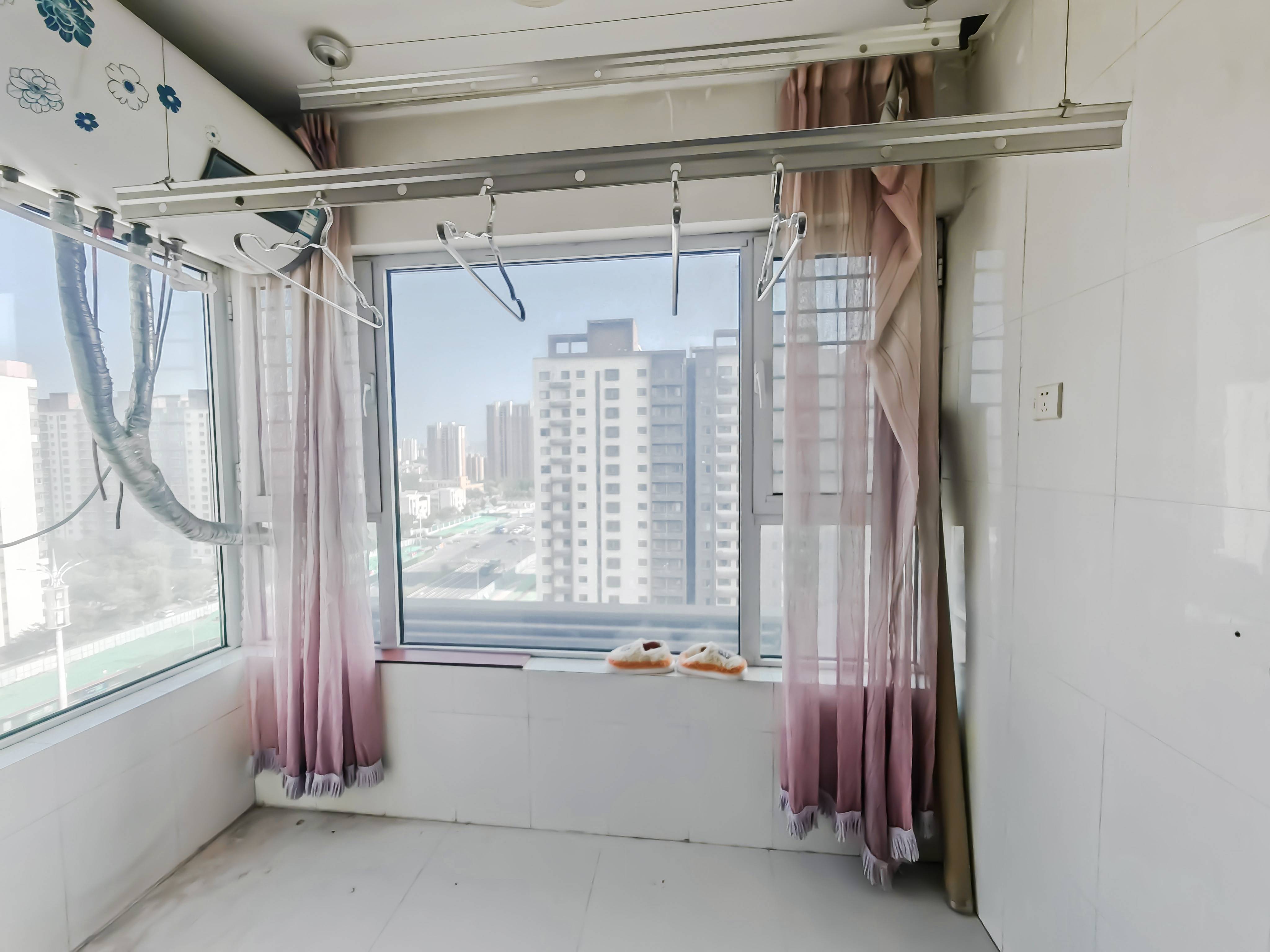 天鸿万象新天四区