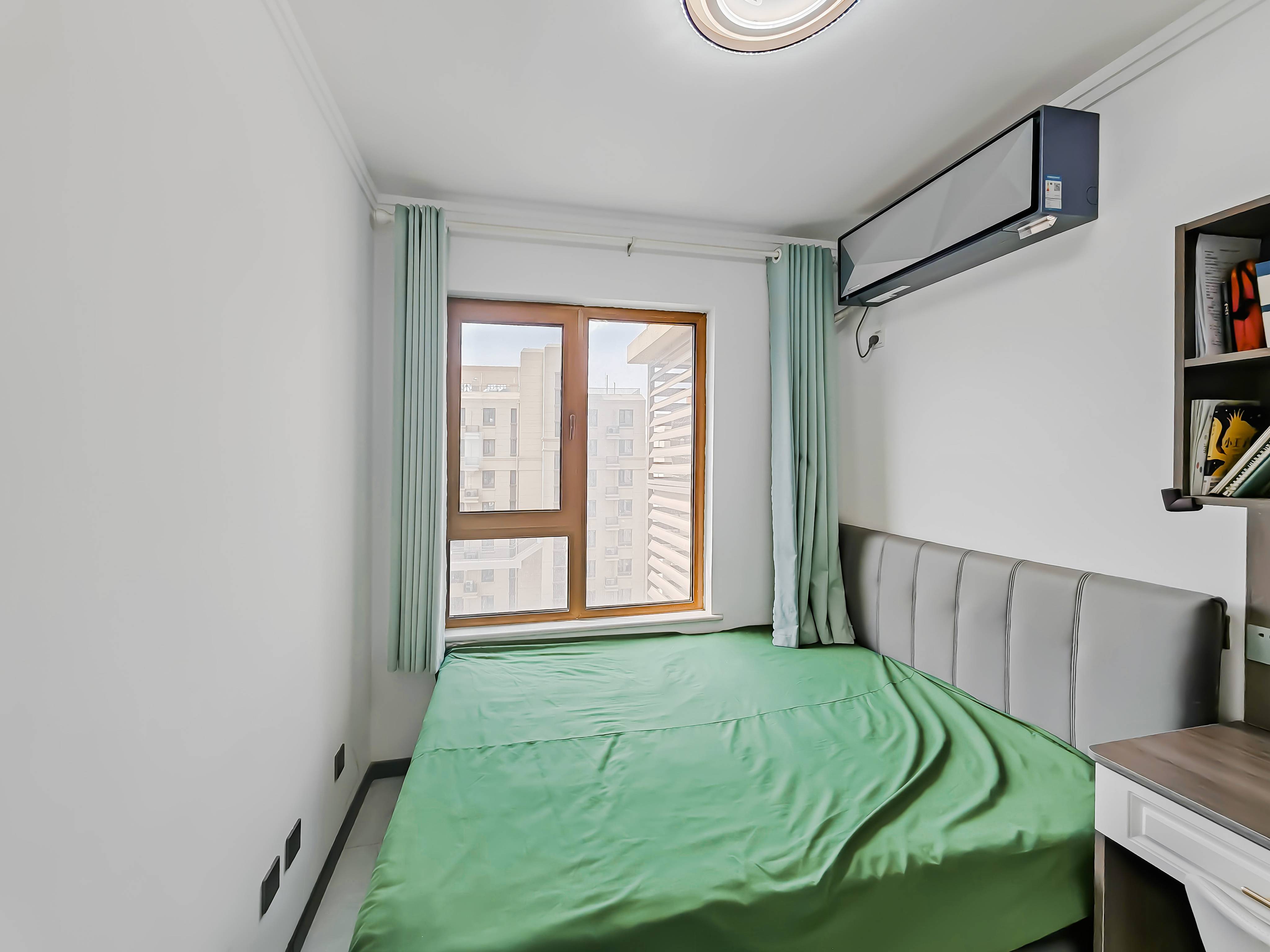 天鸿万象新天公园大道