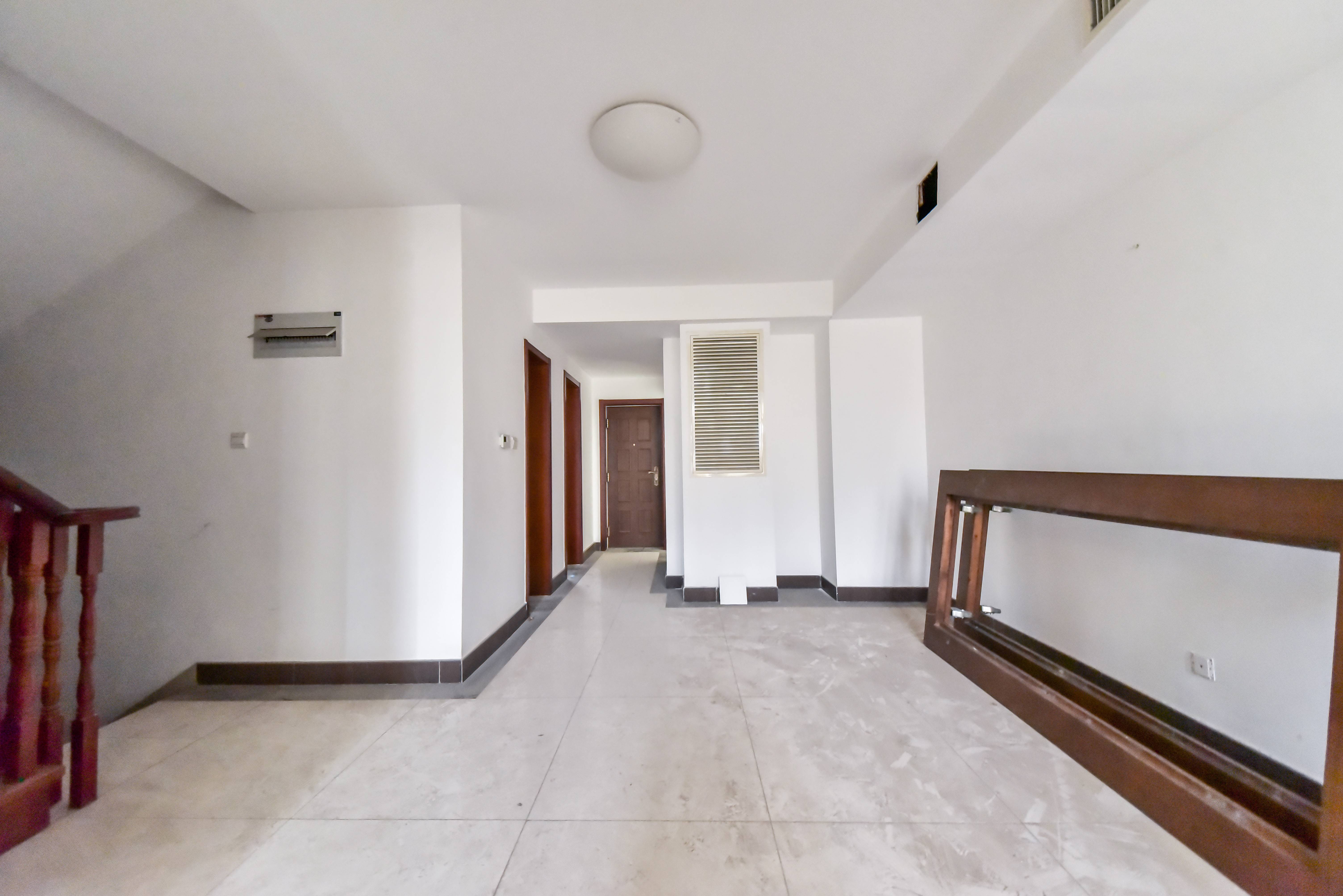 鲁信蟠龙山花园