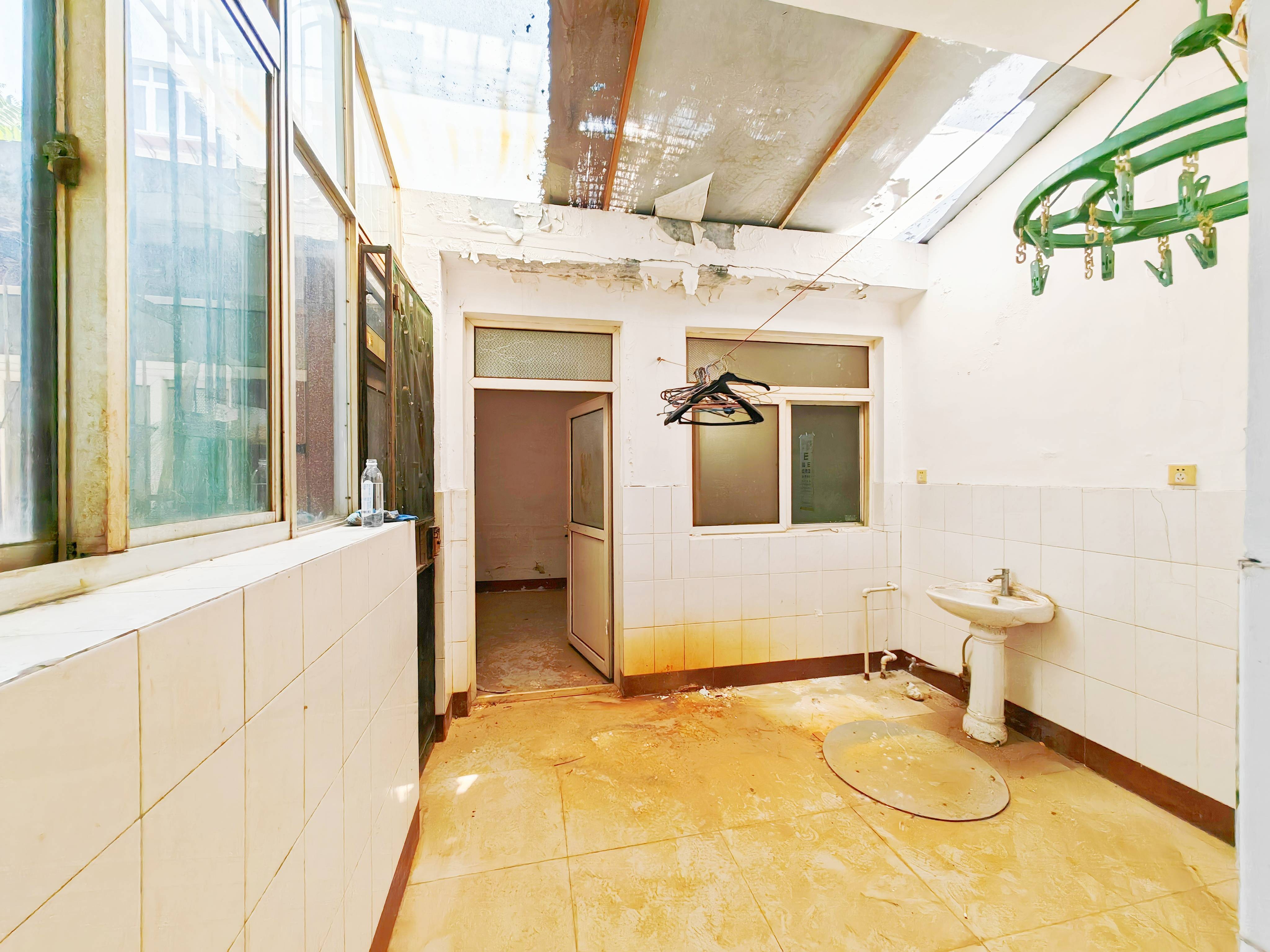 玉函路35号南区东村