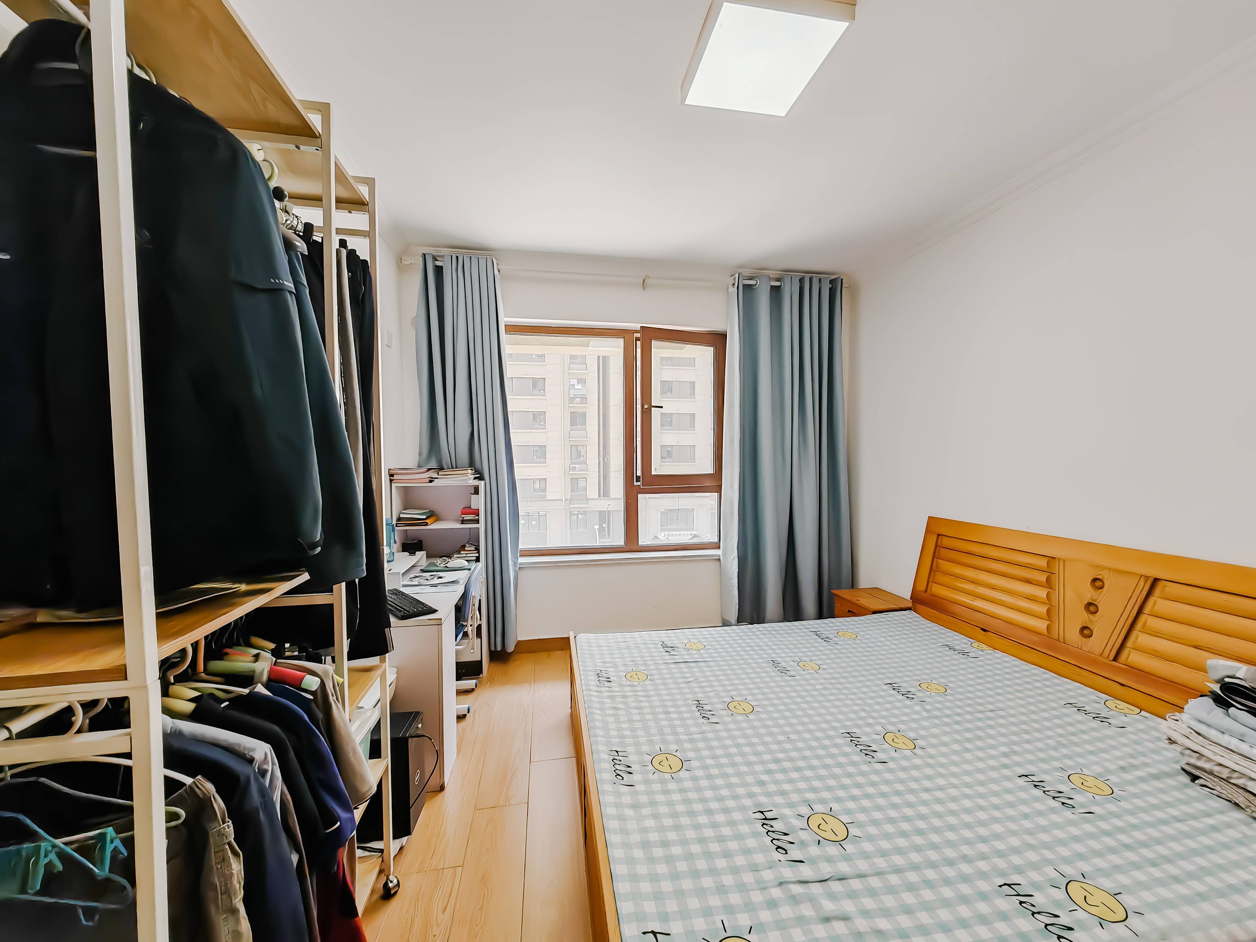 天鸿万象新天公园大道