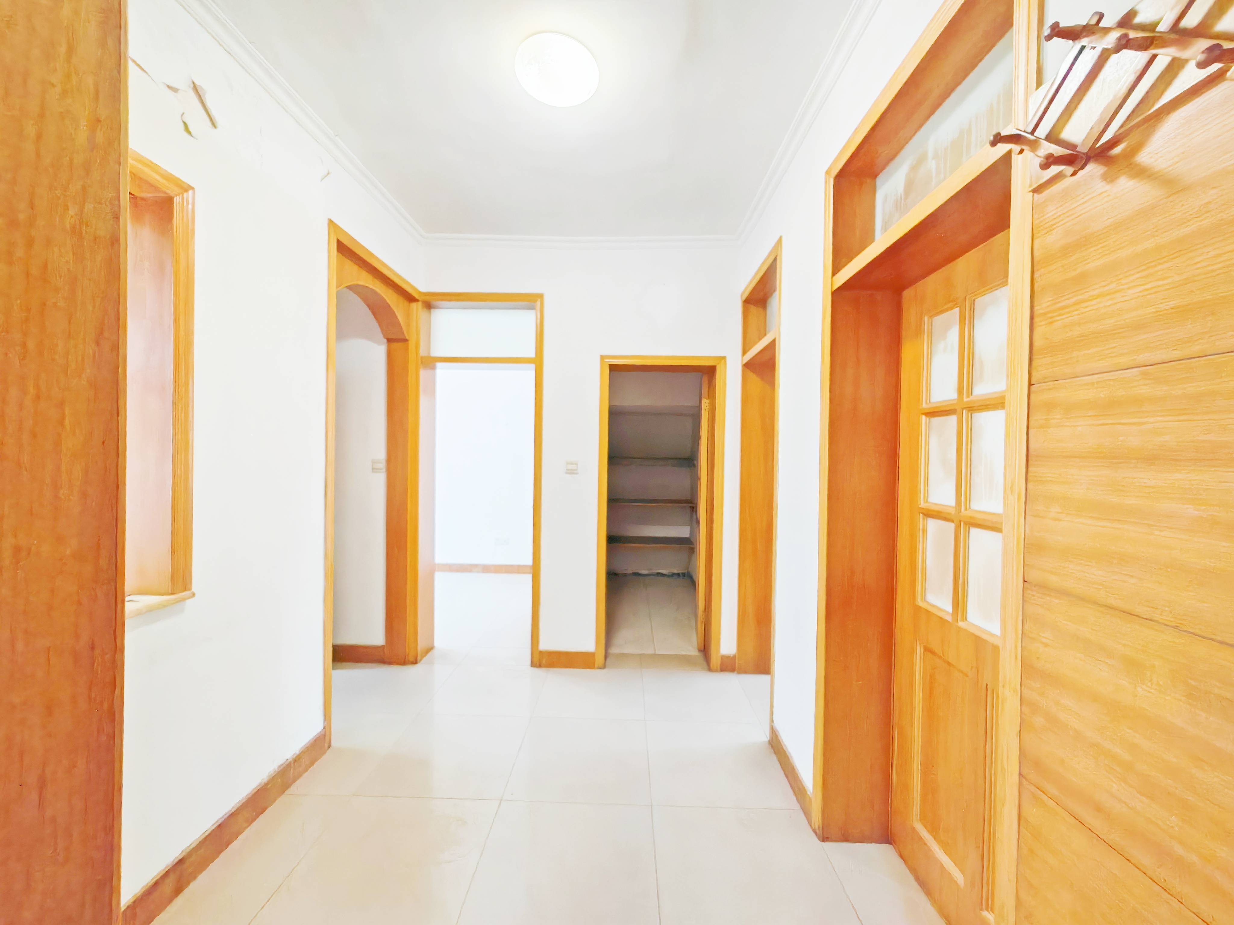  玉函路35号南区东村 南北