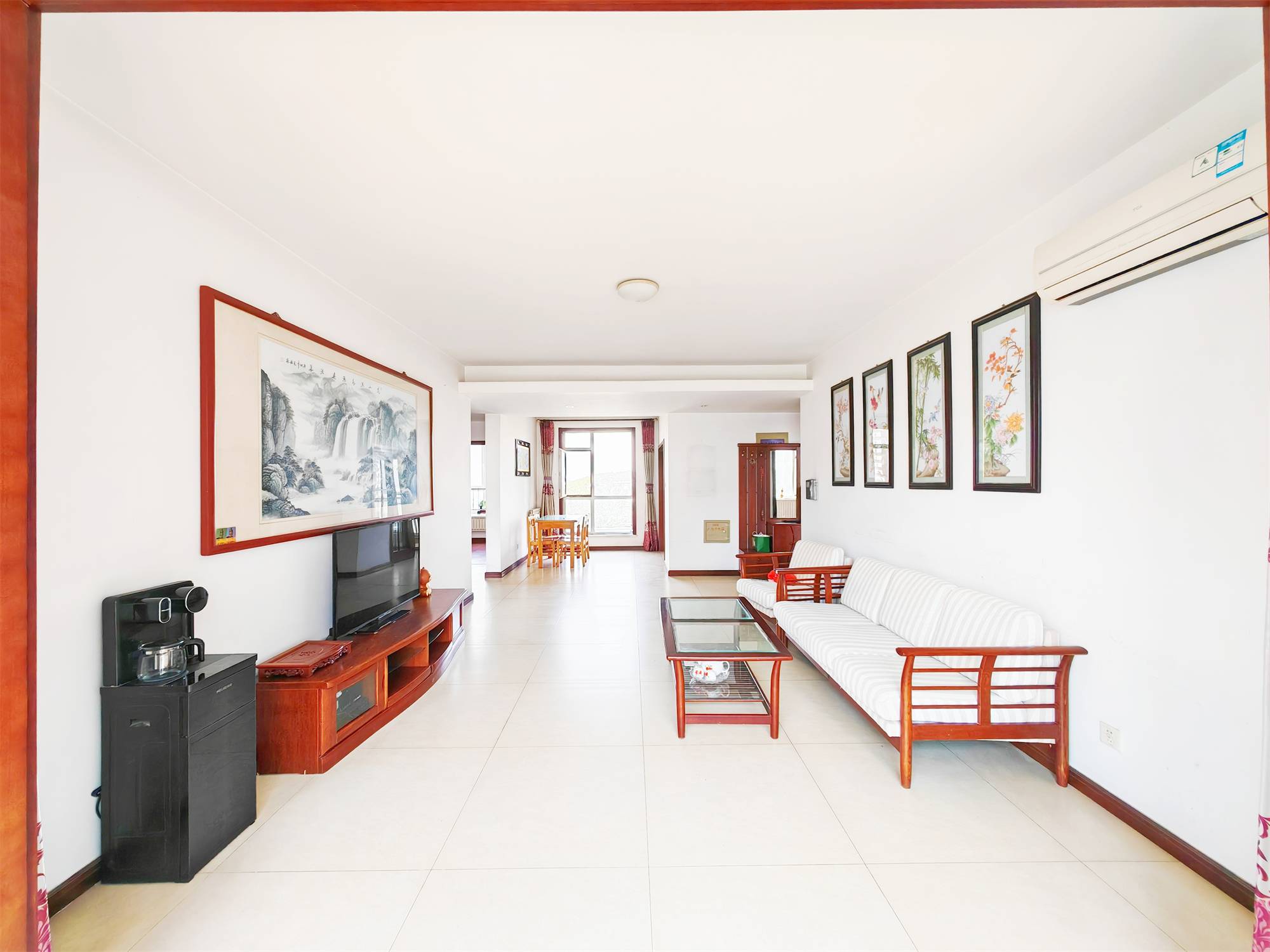  鲁能领秀城E区（六区） 南北