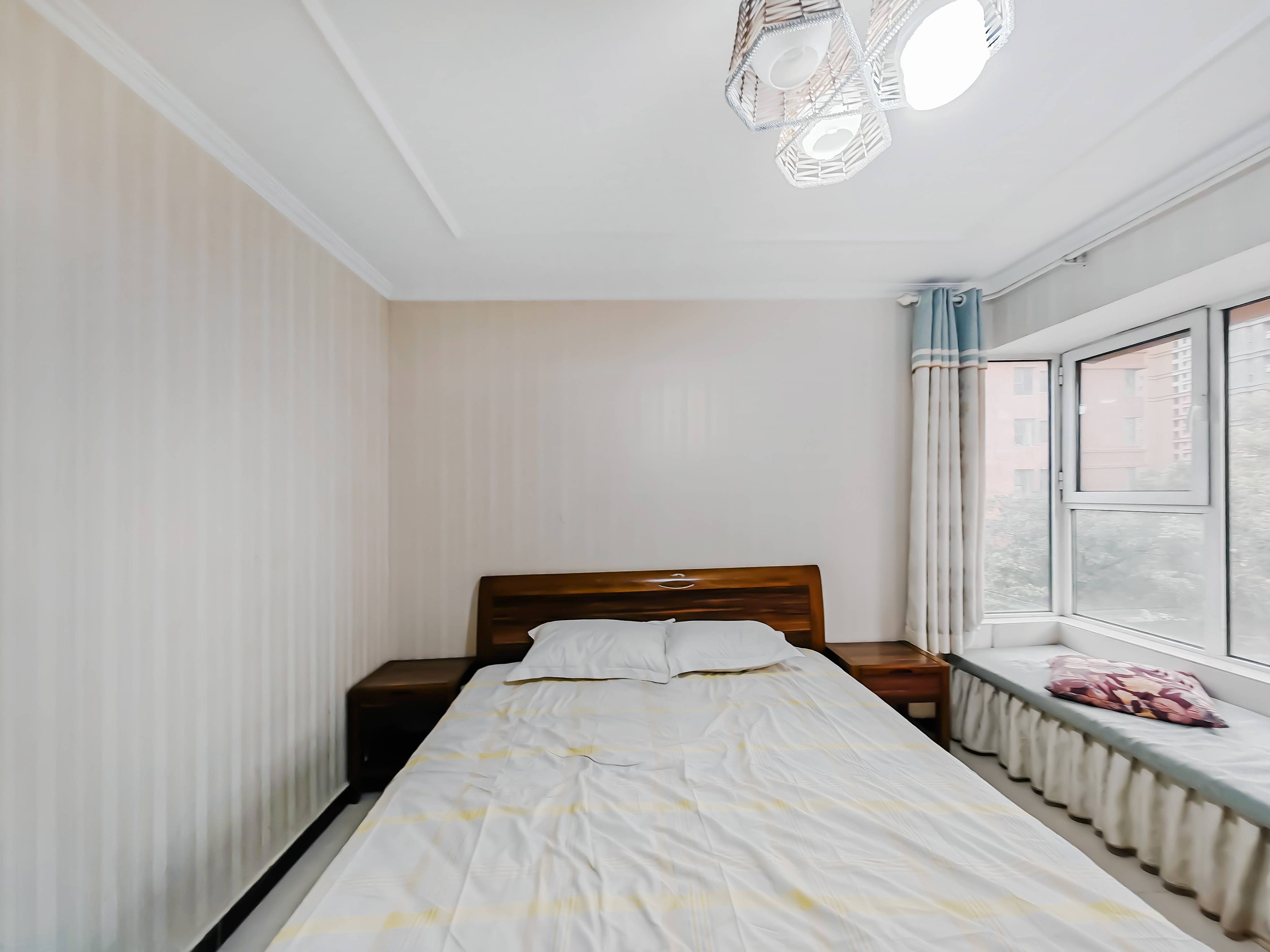 天鸿万象新天理想郡