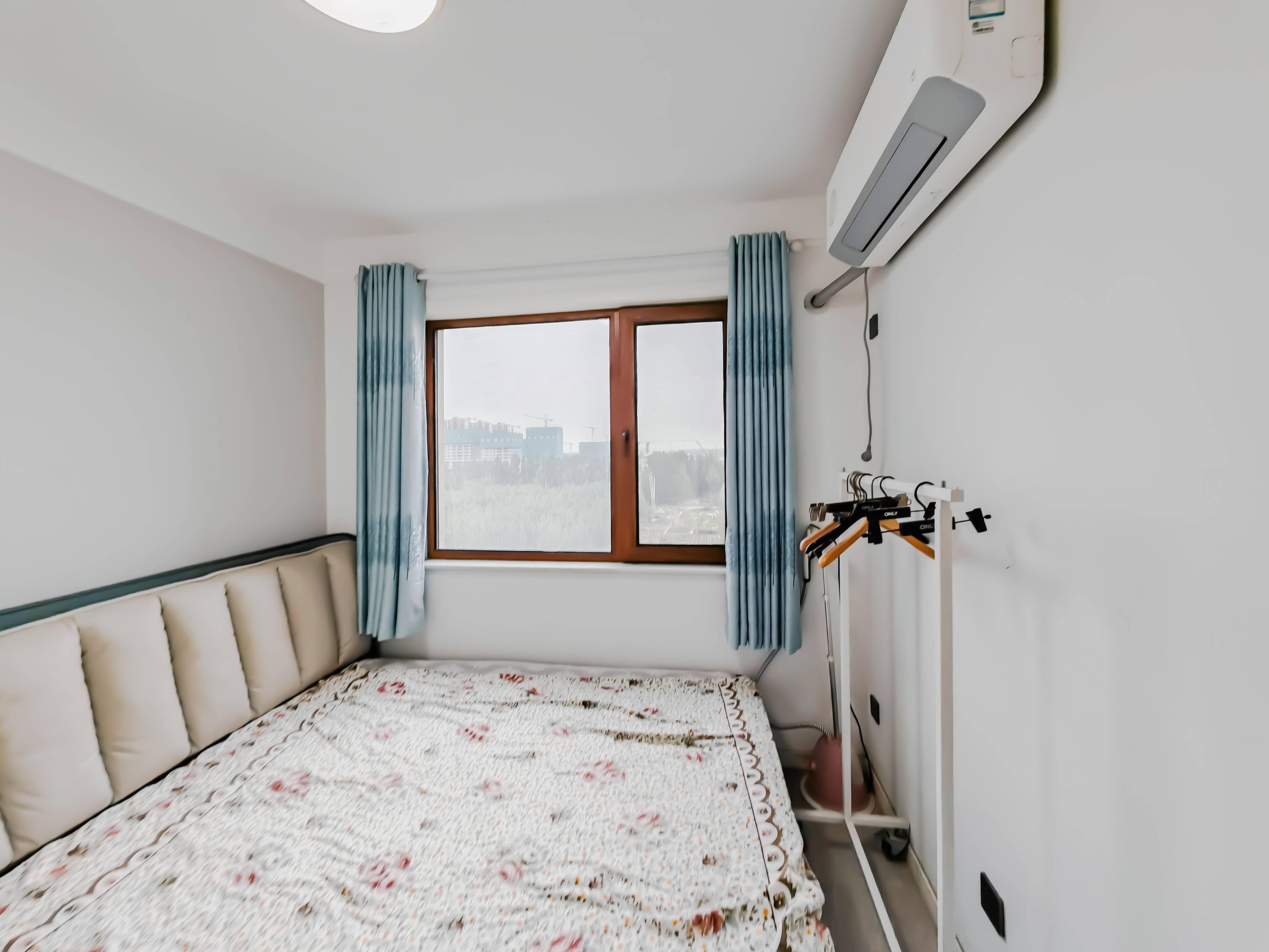 天鸿万象新天公园大道