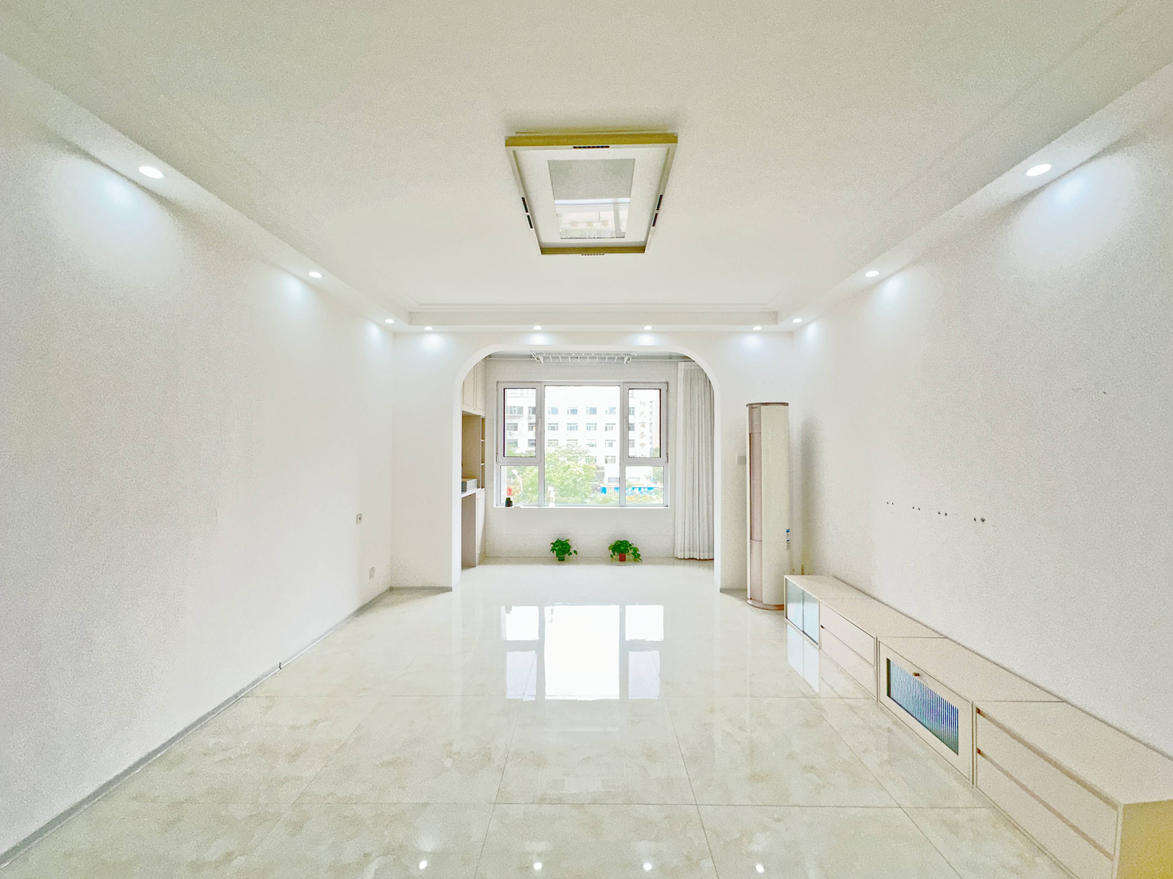 绿地新里卢浮公馆