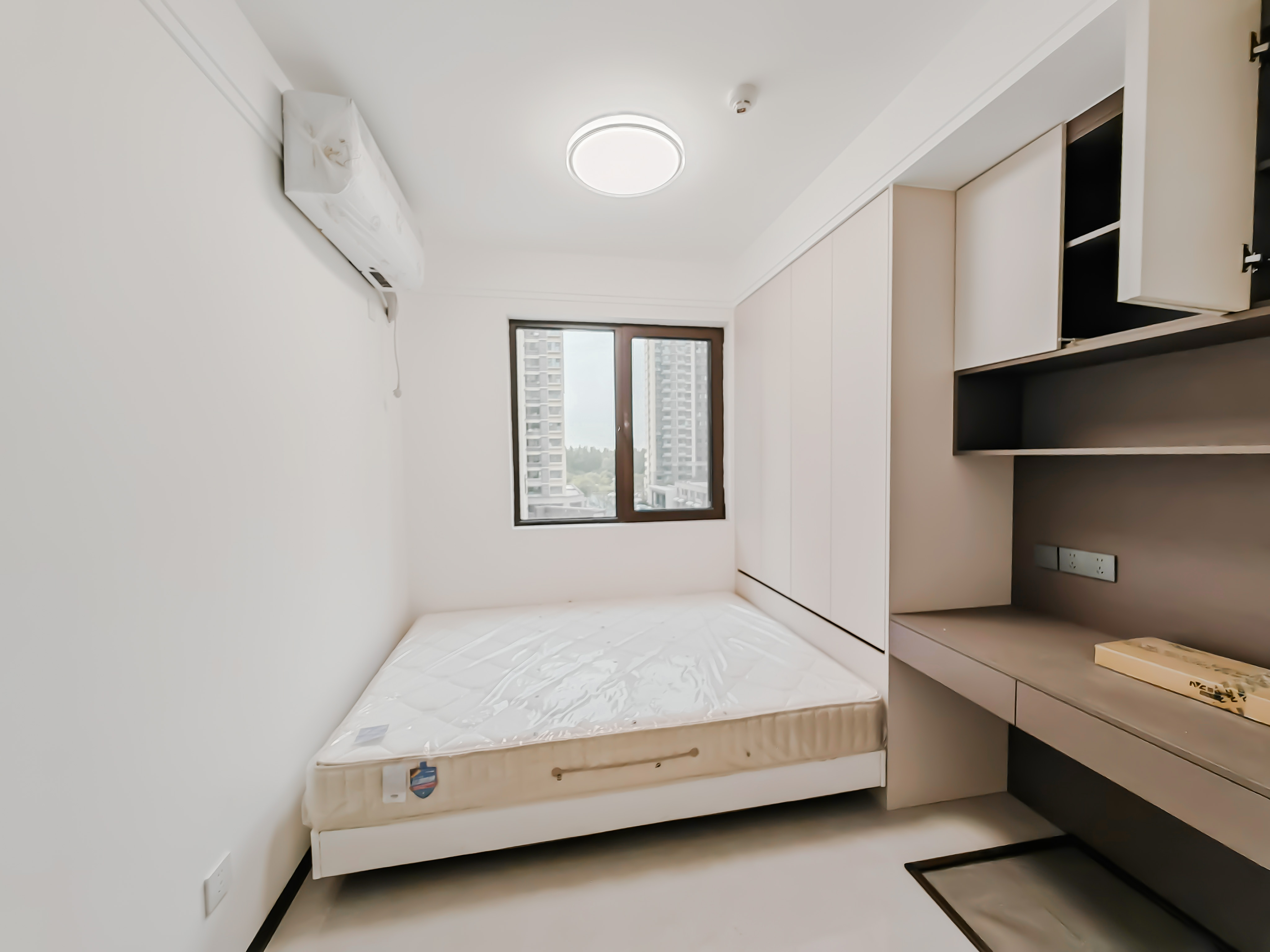 天鸿万象新天公园大道