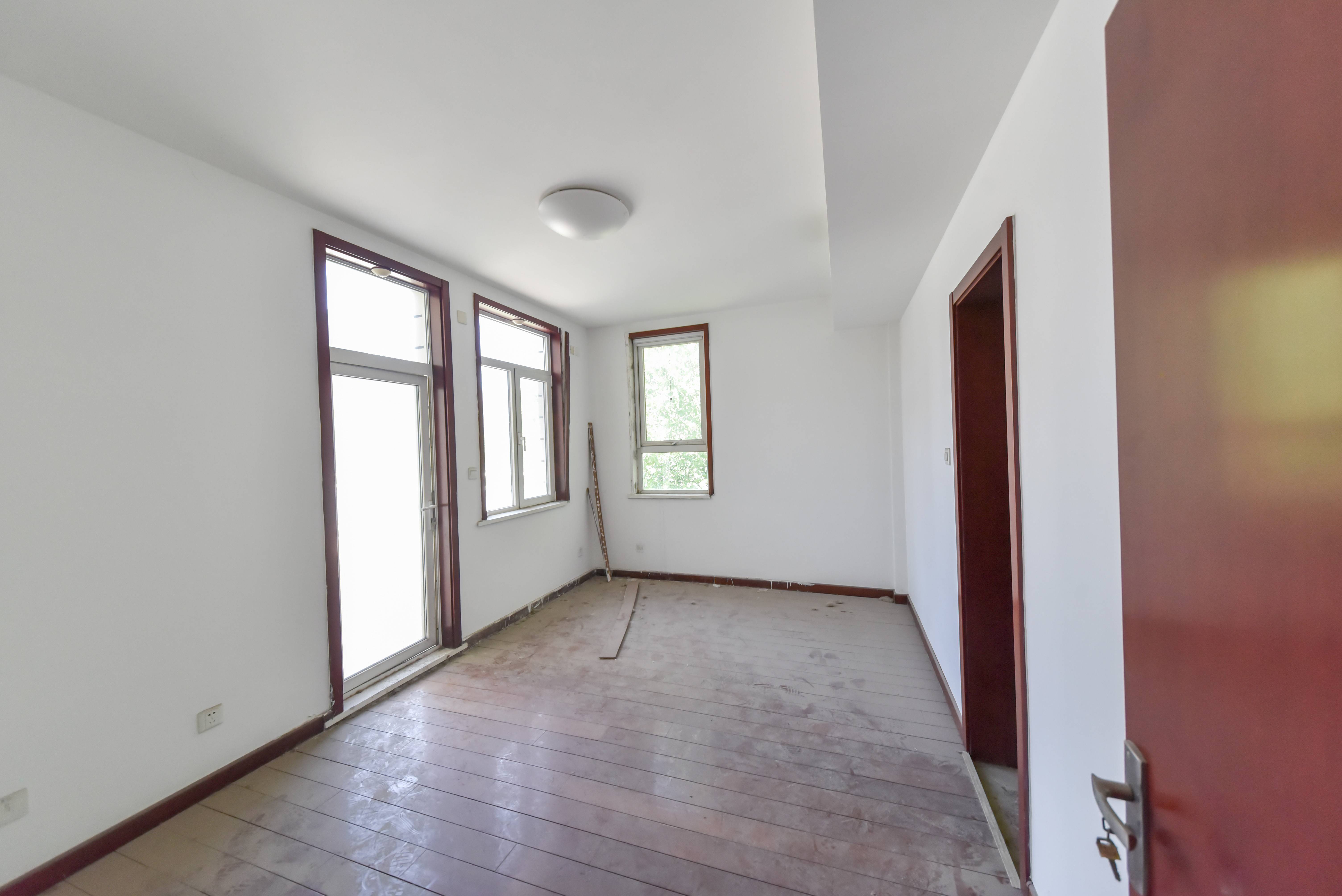 鲁信蟠龙山花园