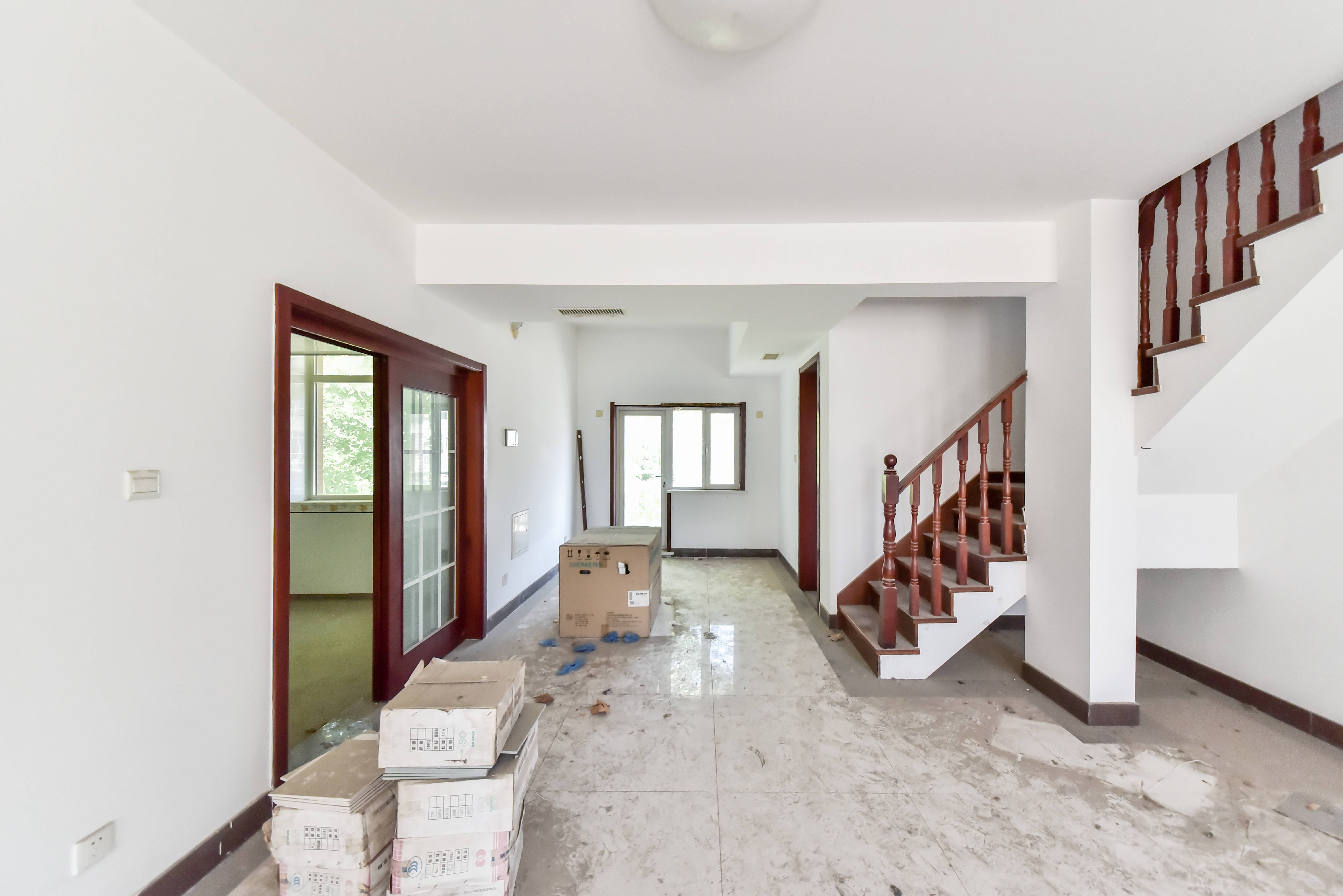 鲁信蟠龙山花园