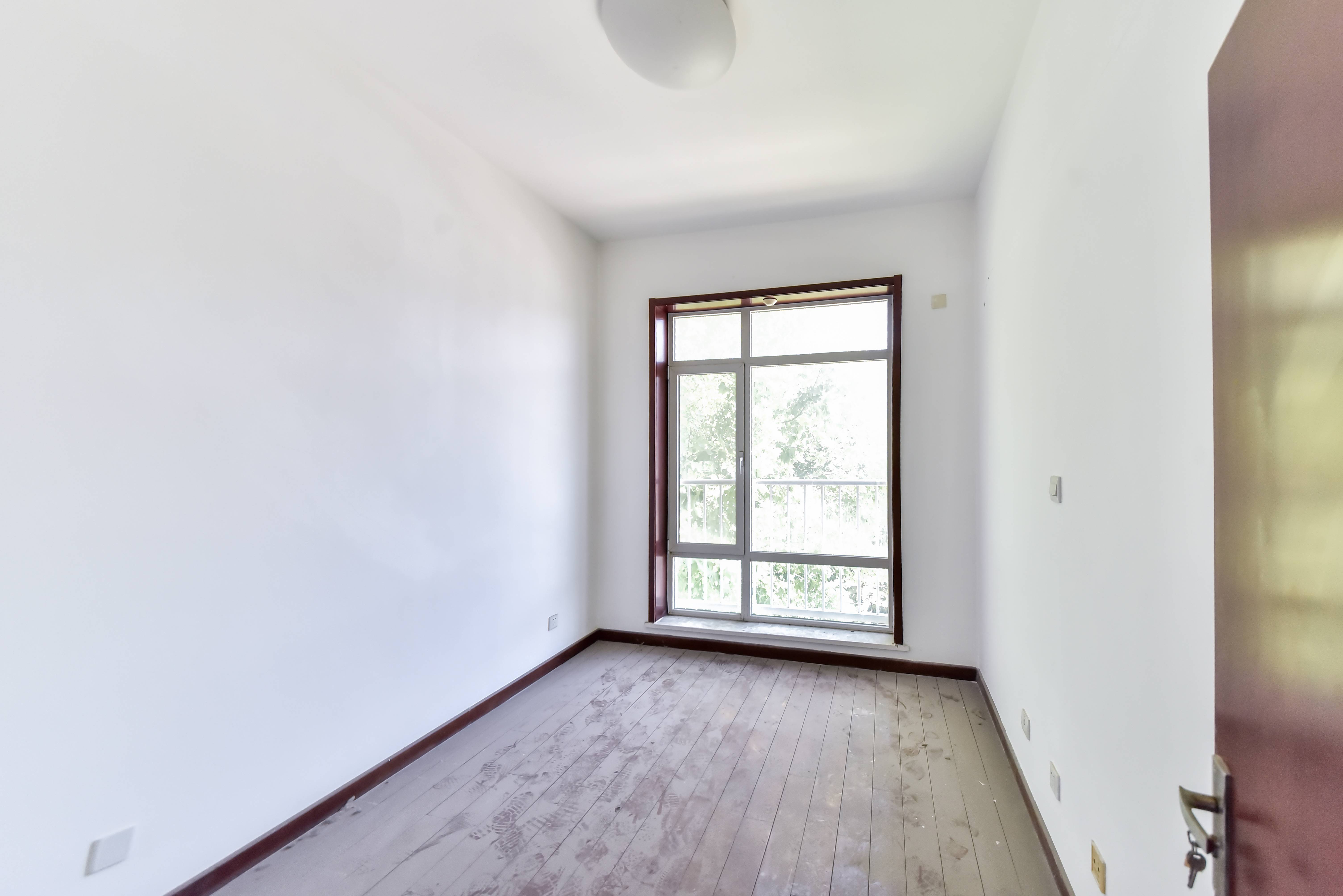 鲁信蟠龙山花园