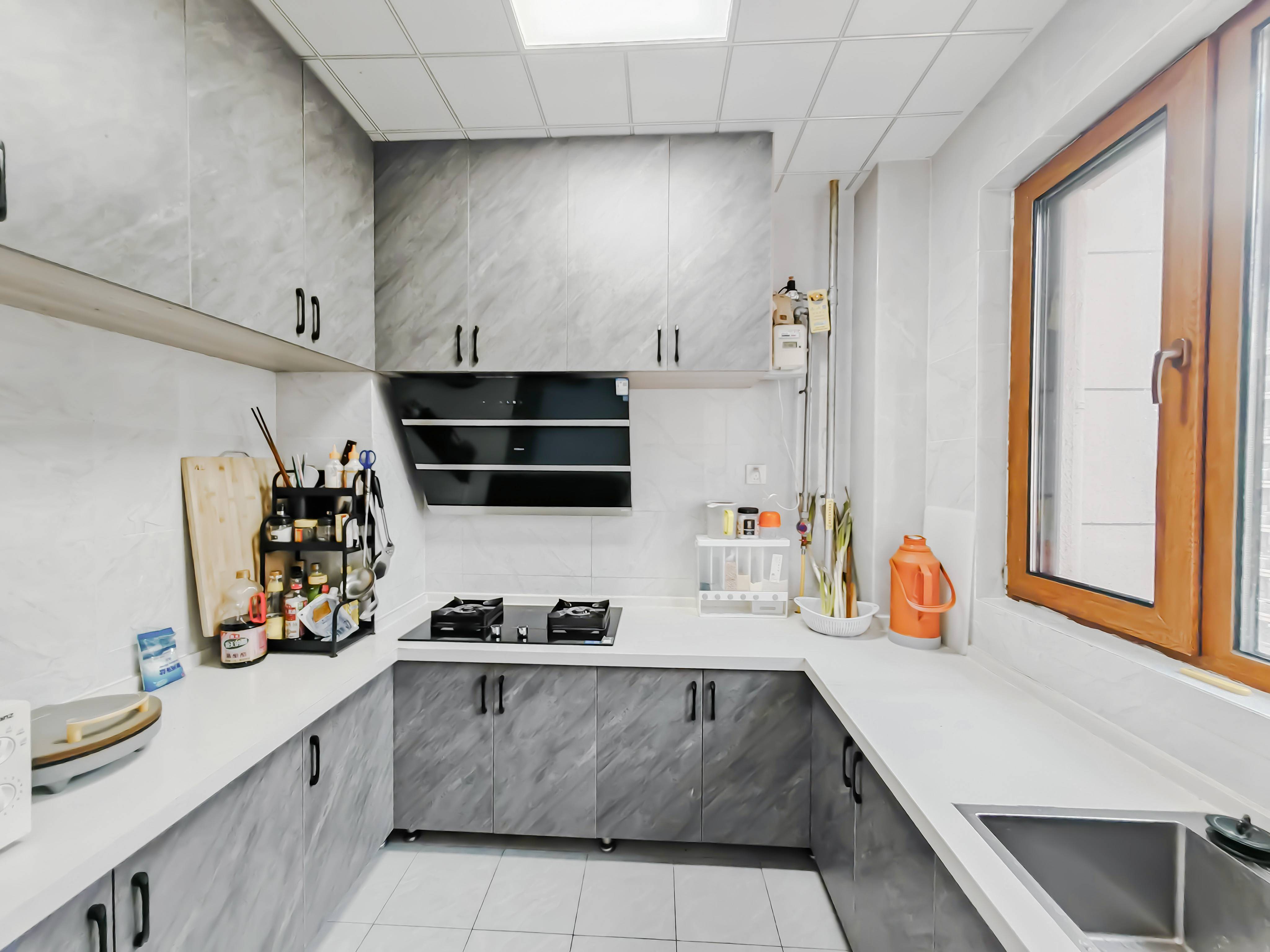 天鸿万象新天公园大道