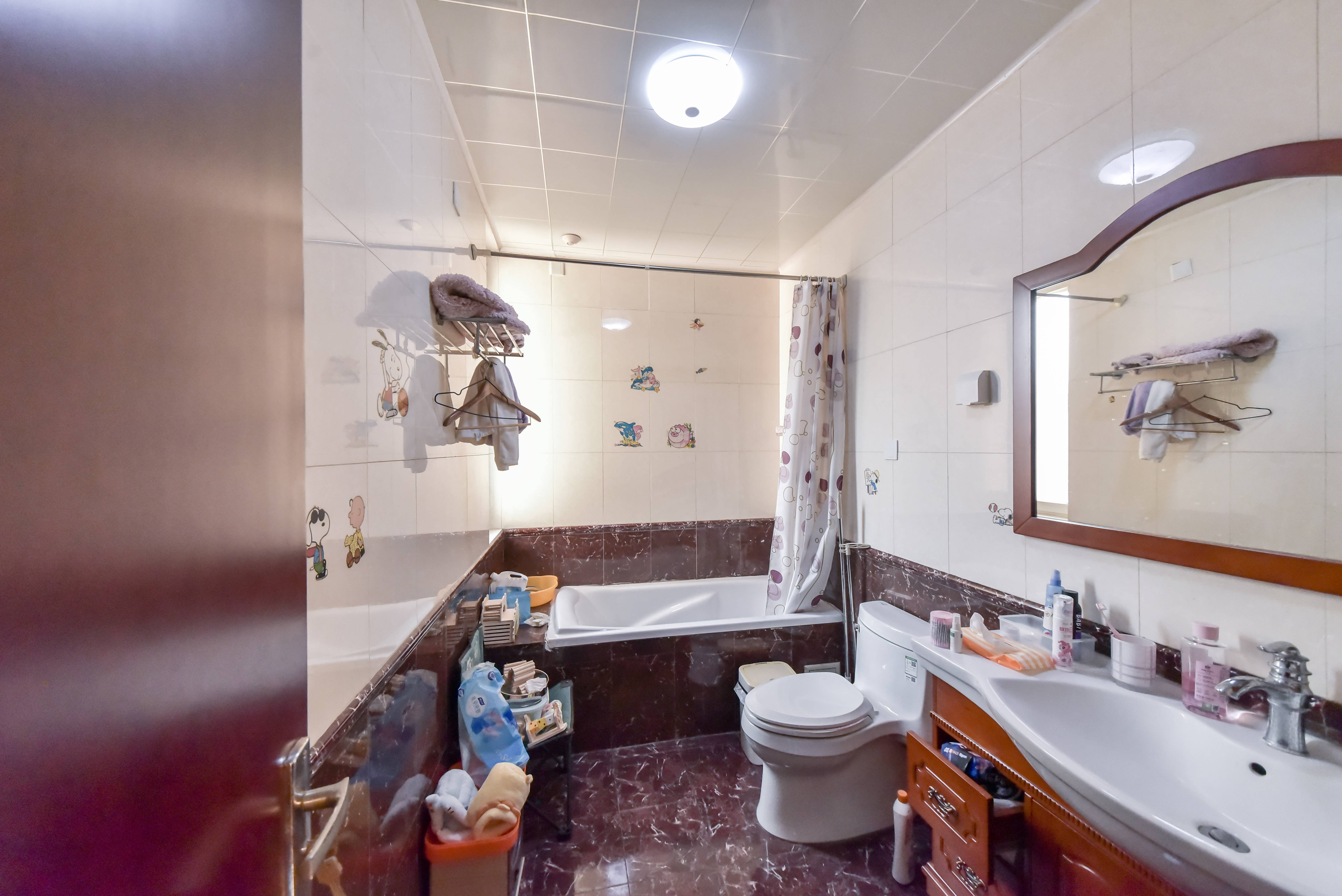 鲁信蟠龙山花园