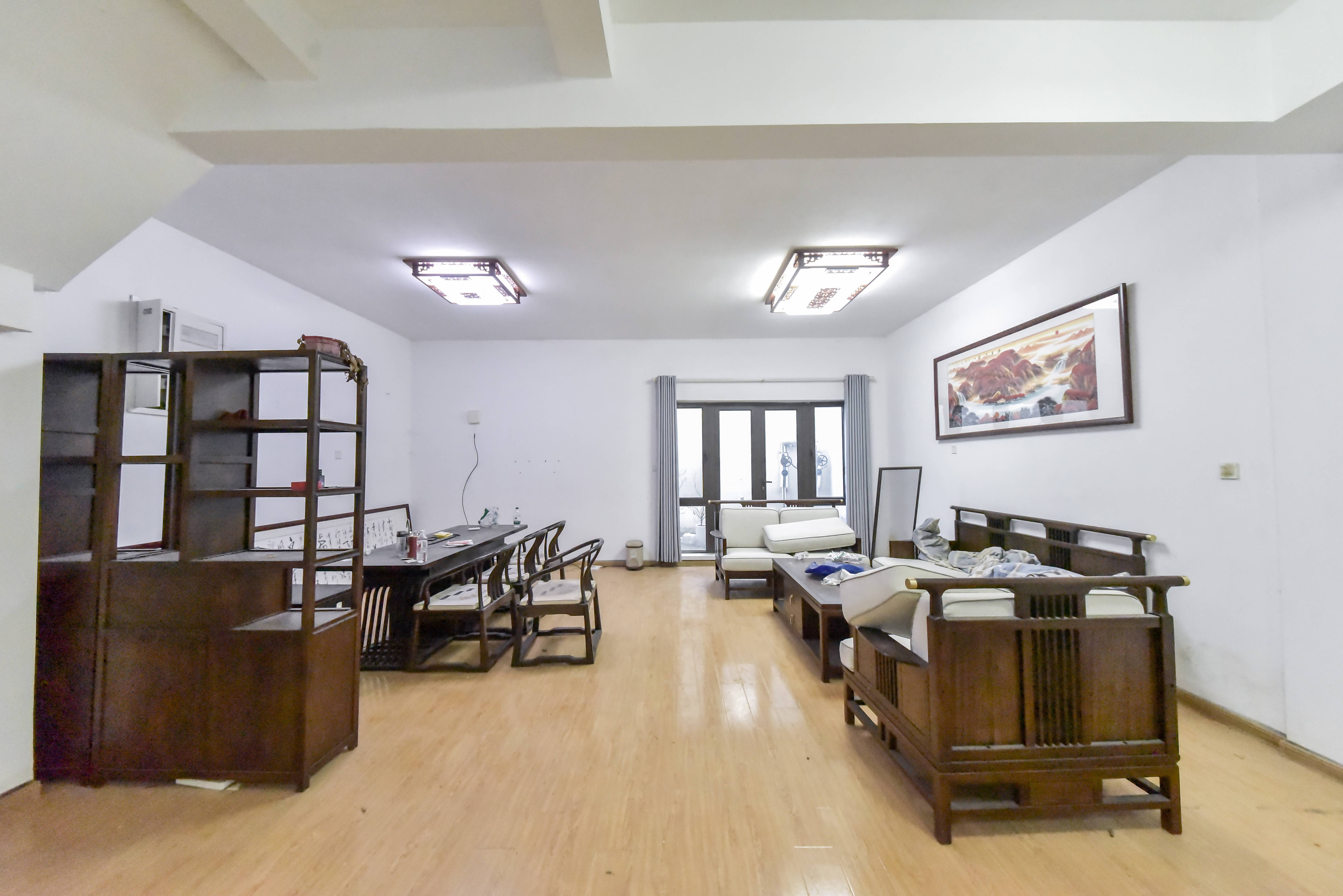  龙山希思庄园 南北