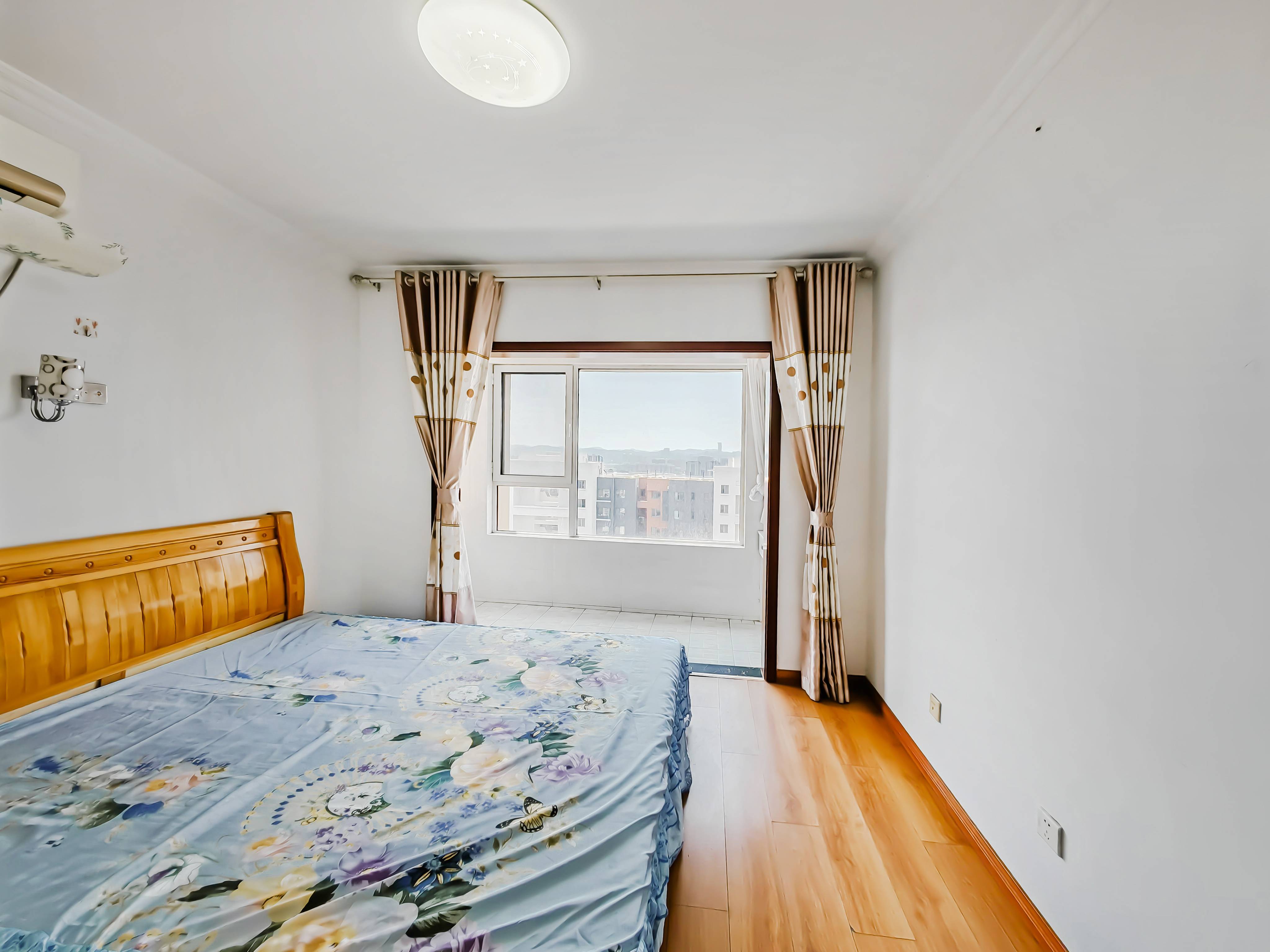 天鸿万象新天理想郡