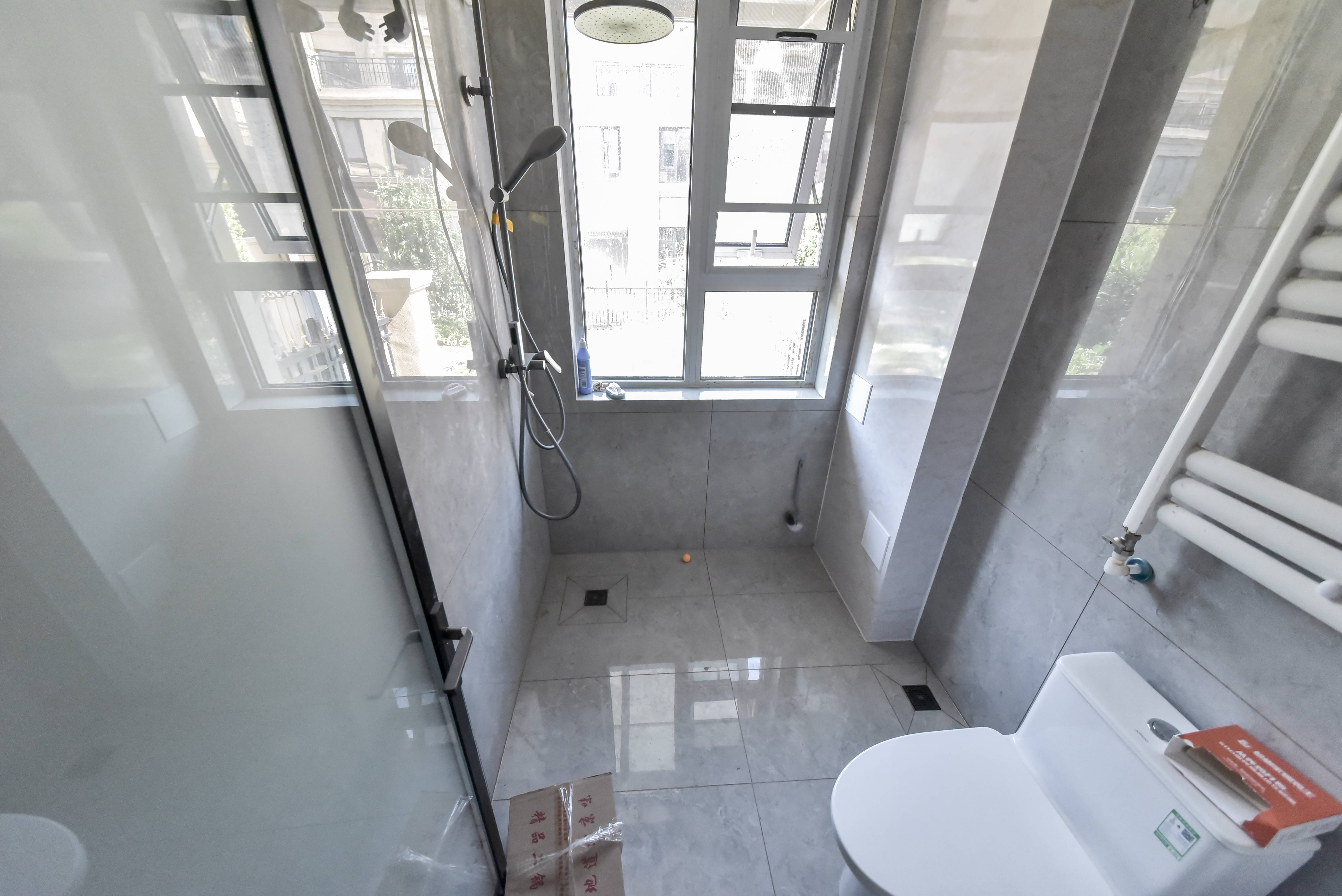 银丰唐郡玫瑰园