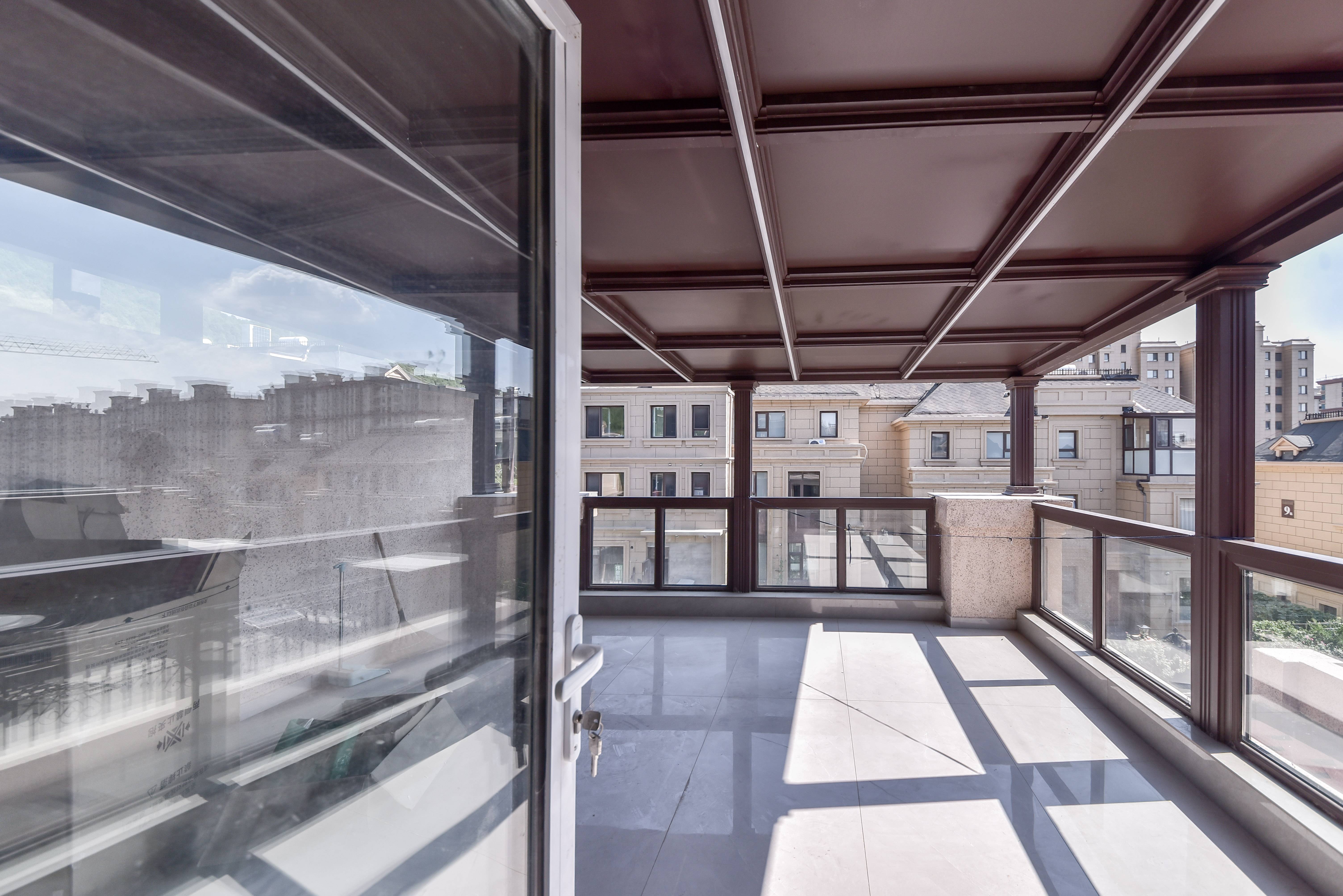 银丰唐郡玫瑰园