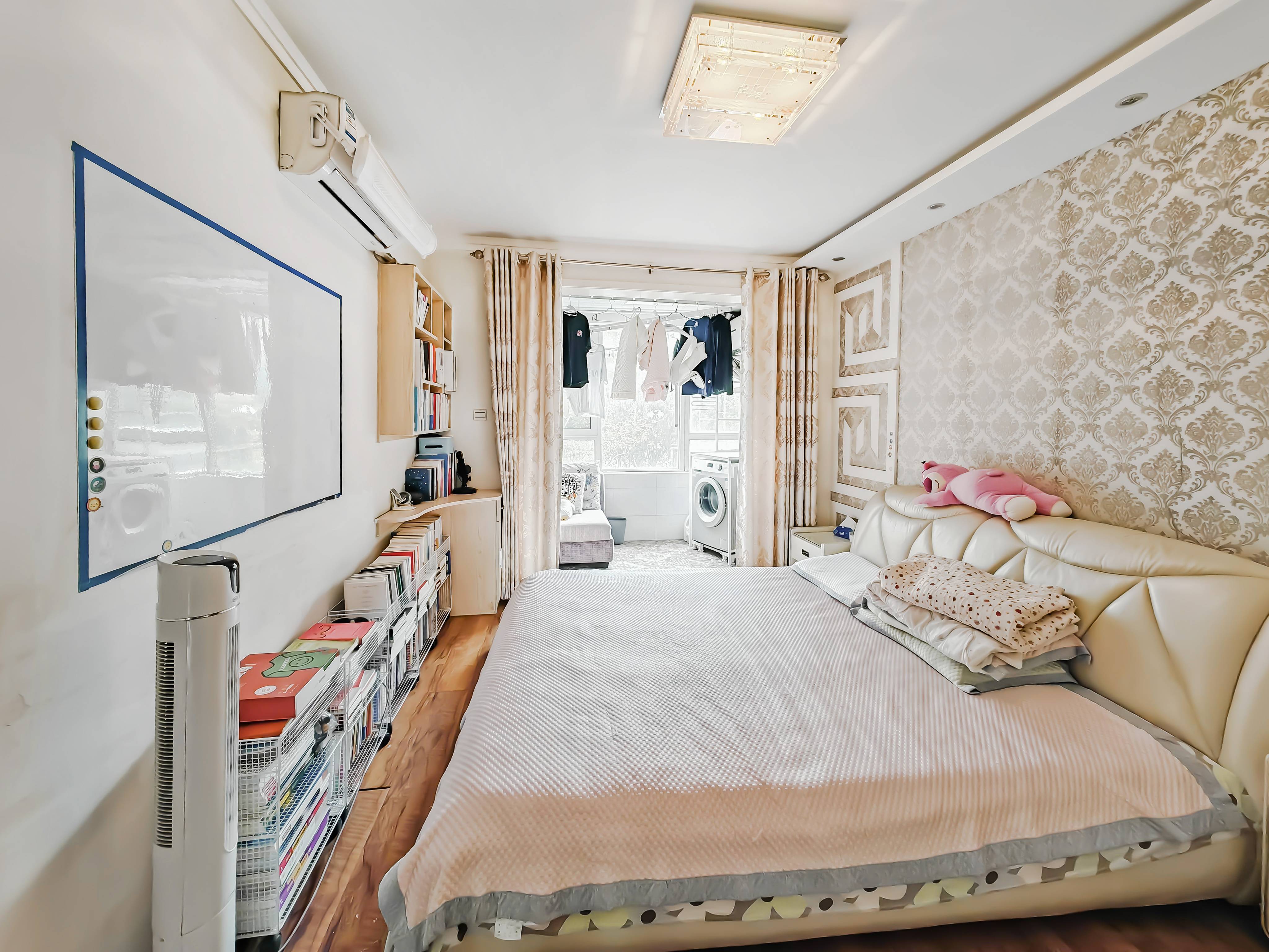 天鸿万象新天三区