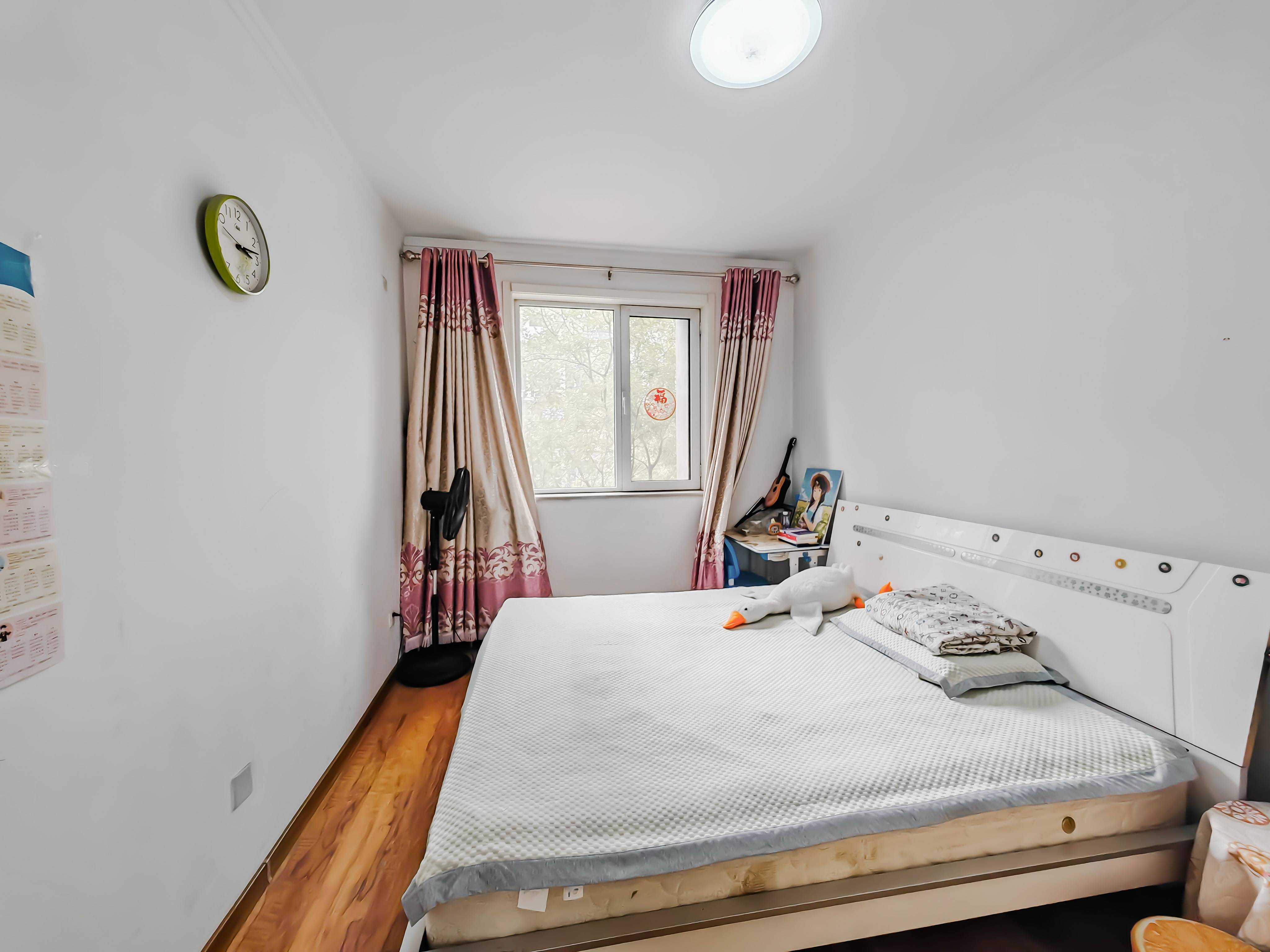 天鸿万象新天三区