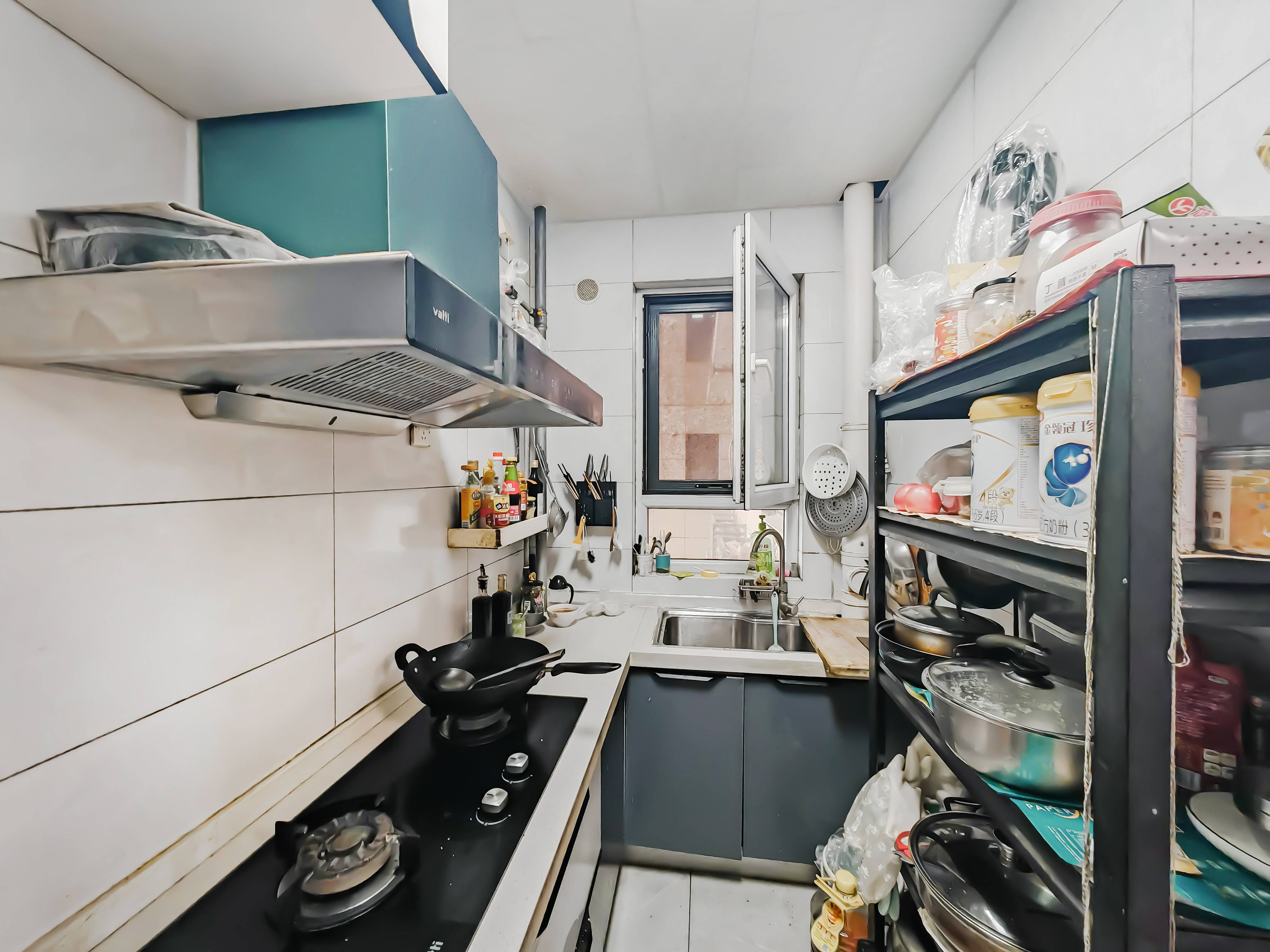 天鸿万象新天万卷府