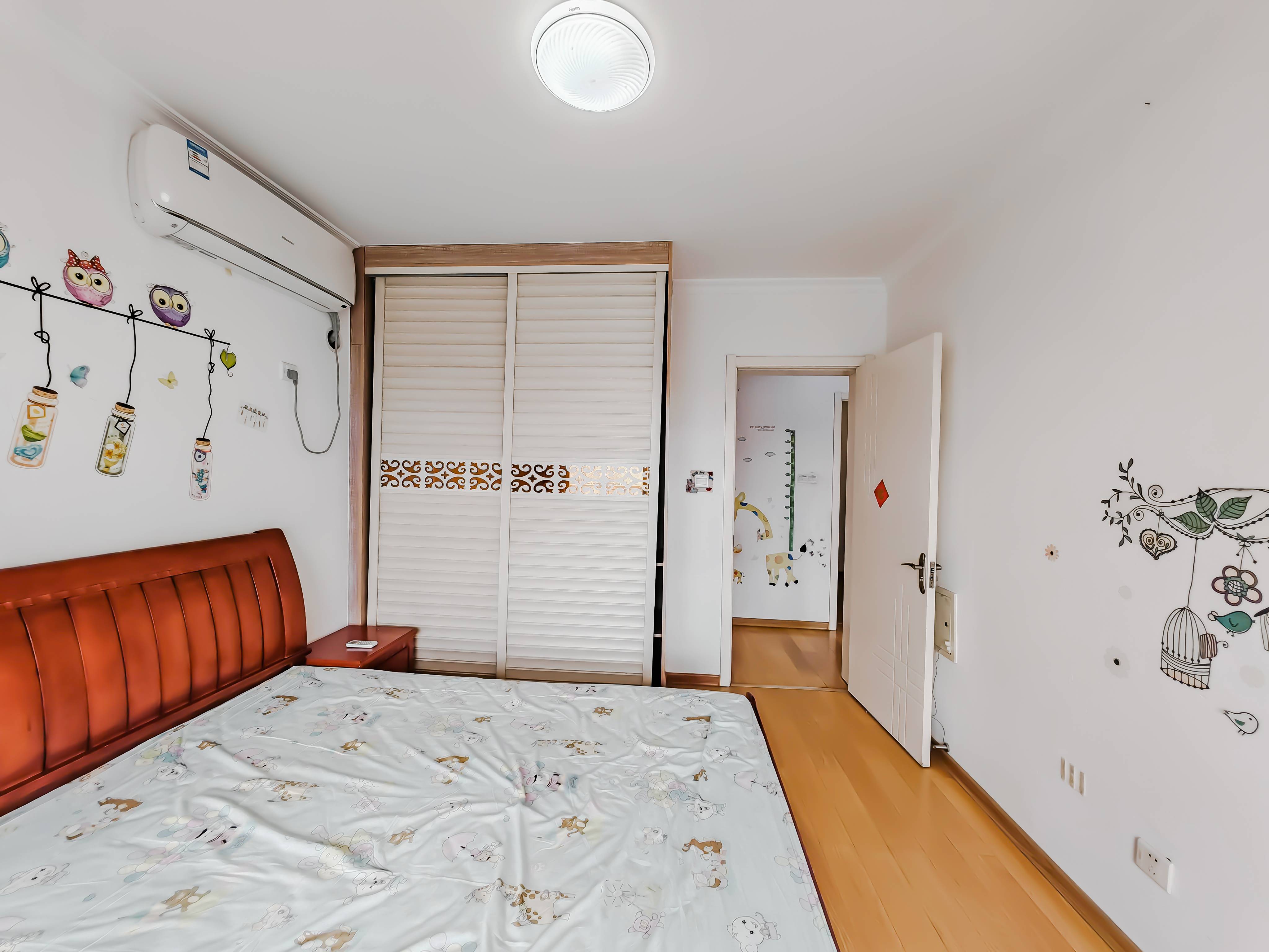 天鸿万象新天理想郡