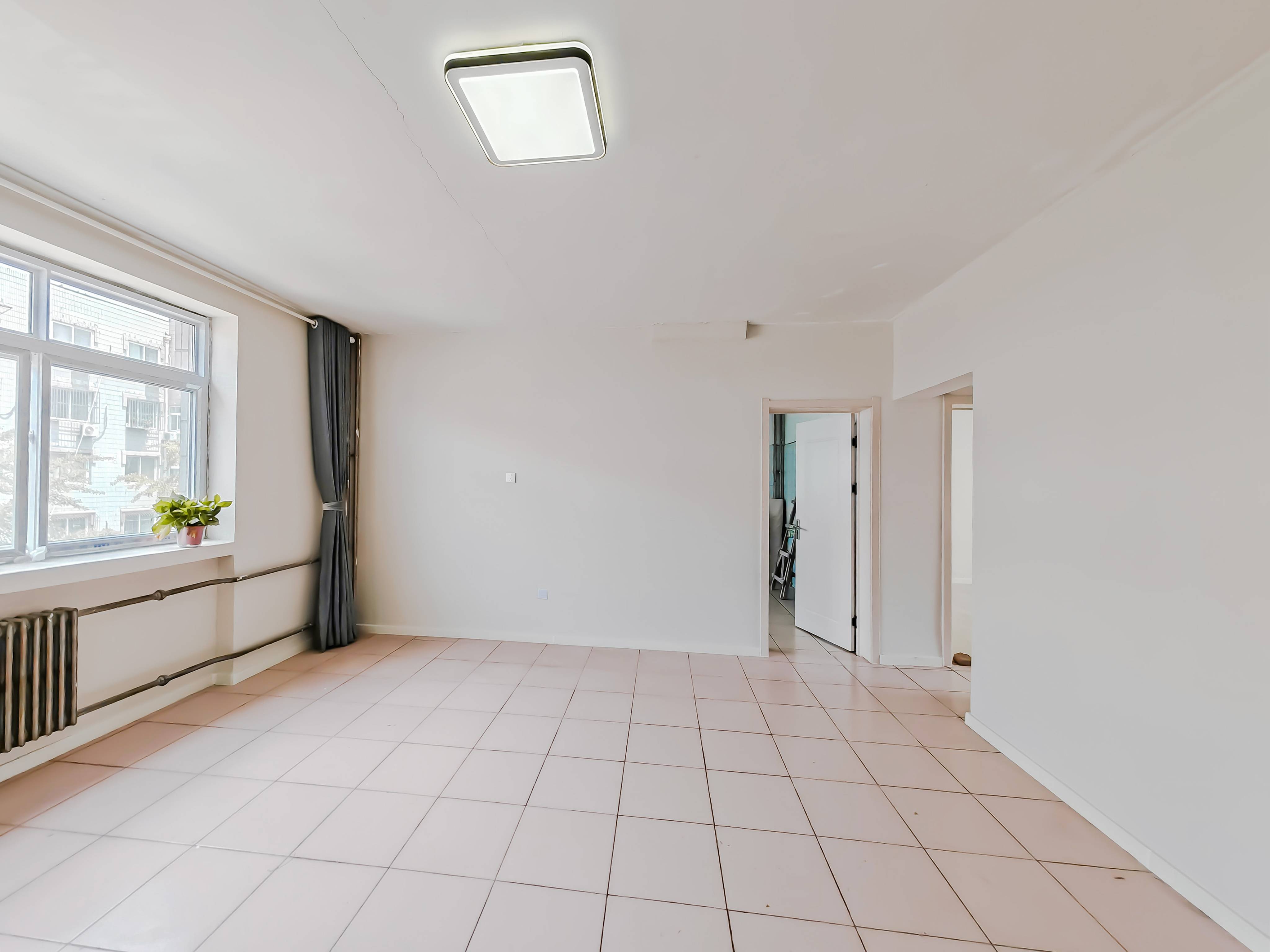  盖佳花园路北小区 南北