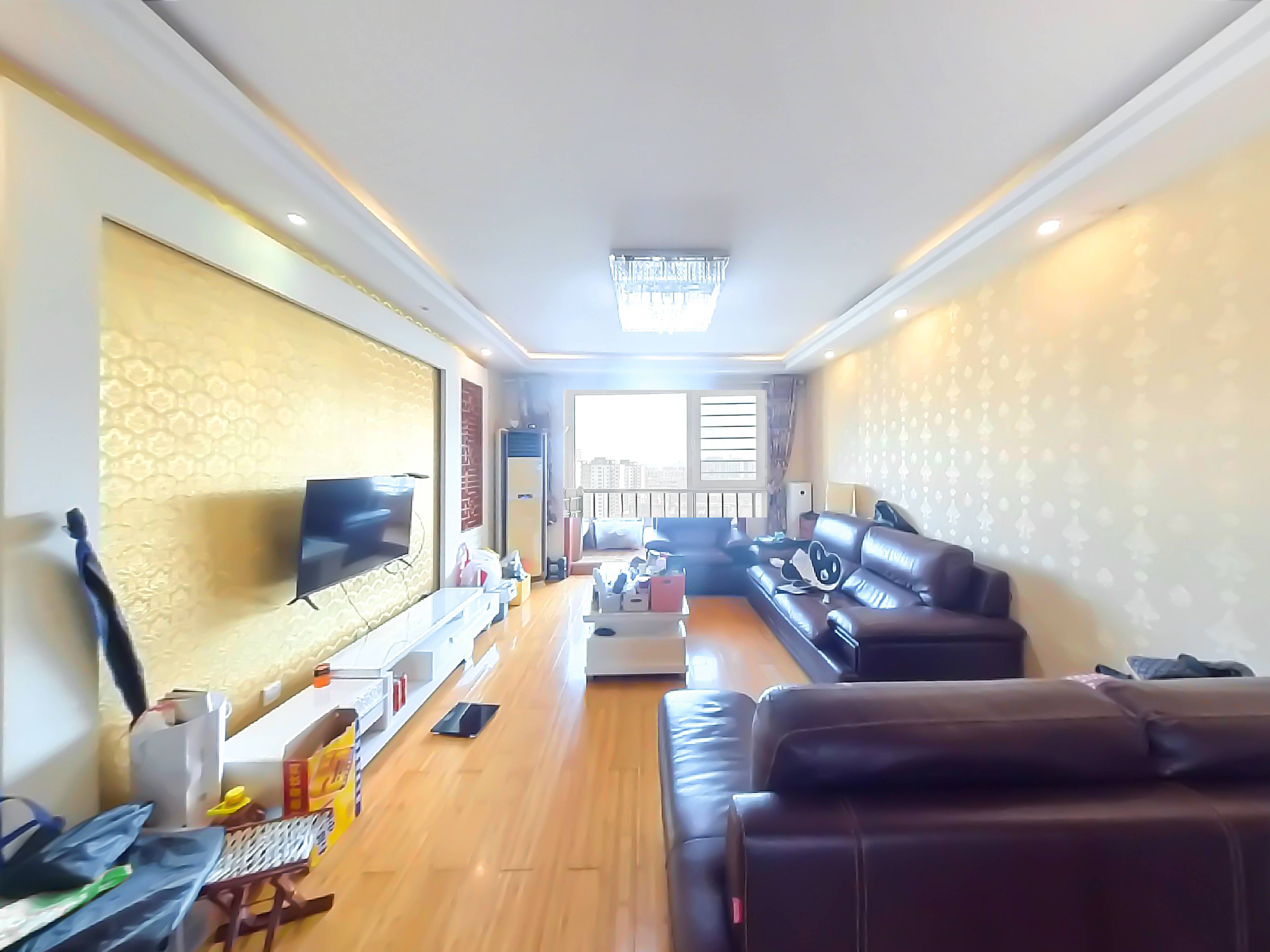 天鸿万象新天四区