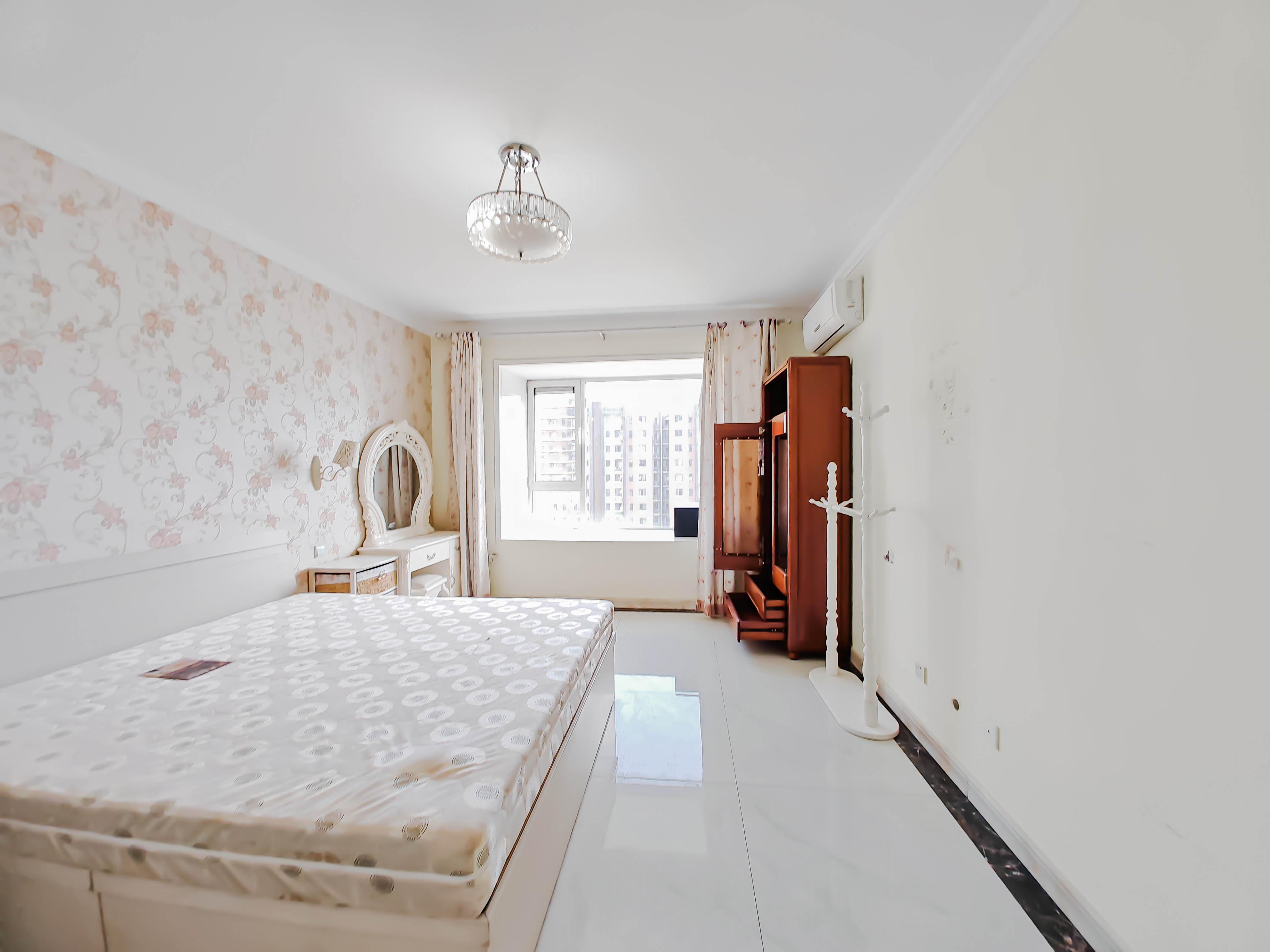 天鸿万象新天四区