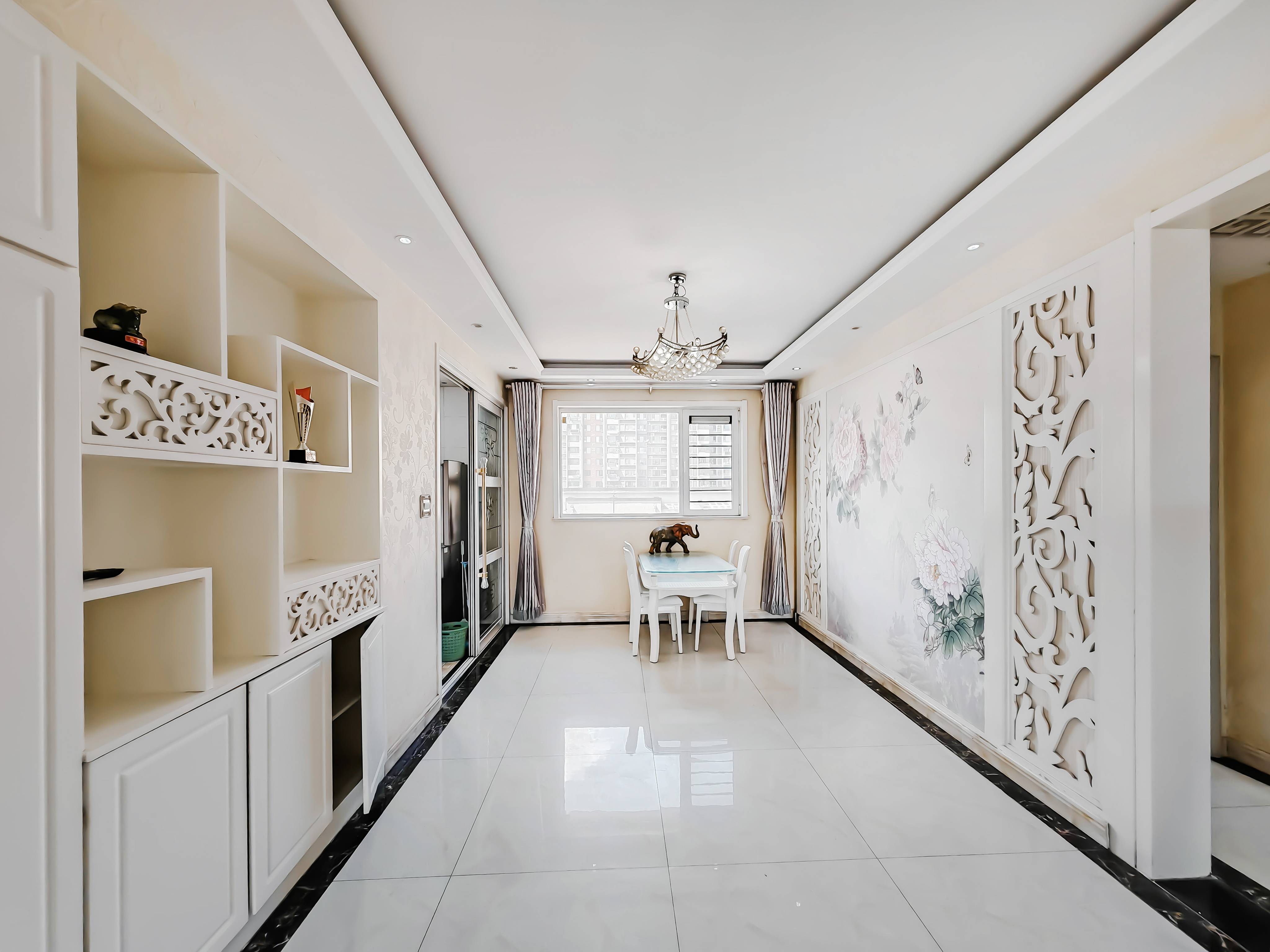 天鸿万象新天四区