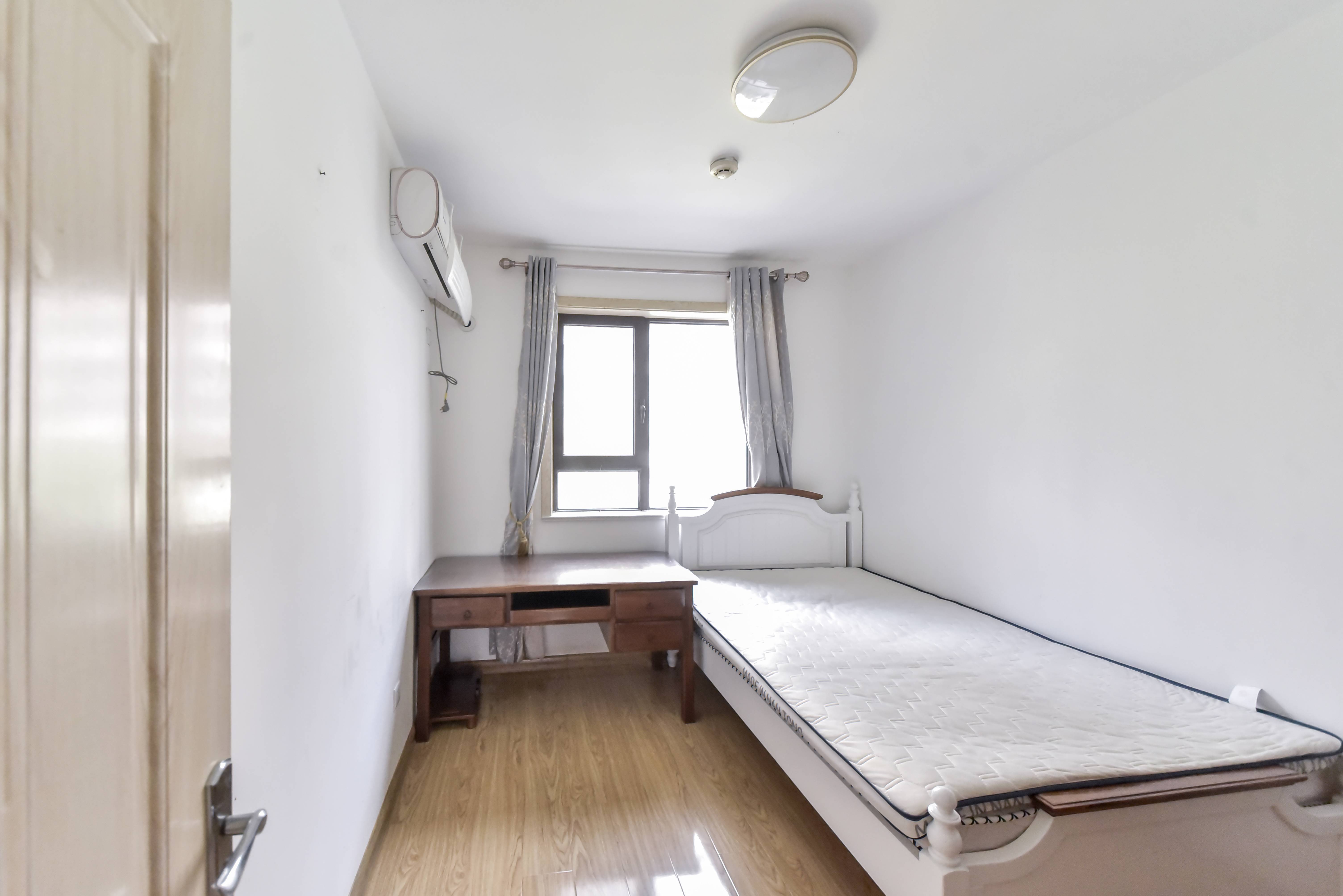 旭辉银盛泰金域蓝山