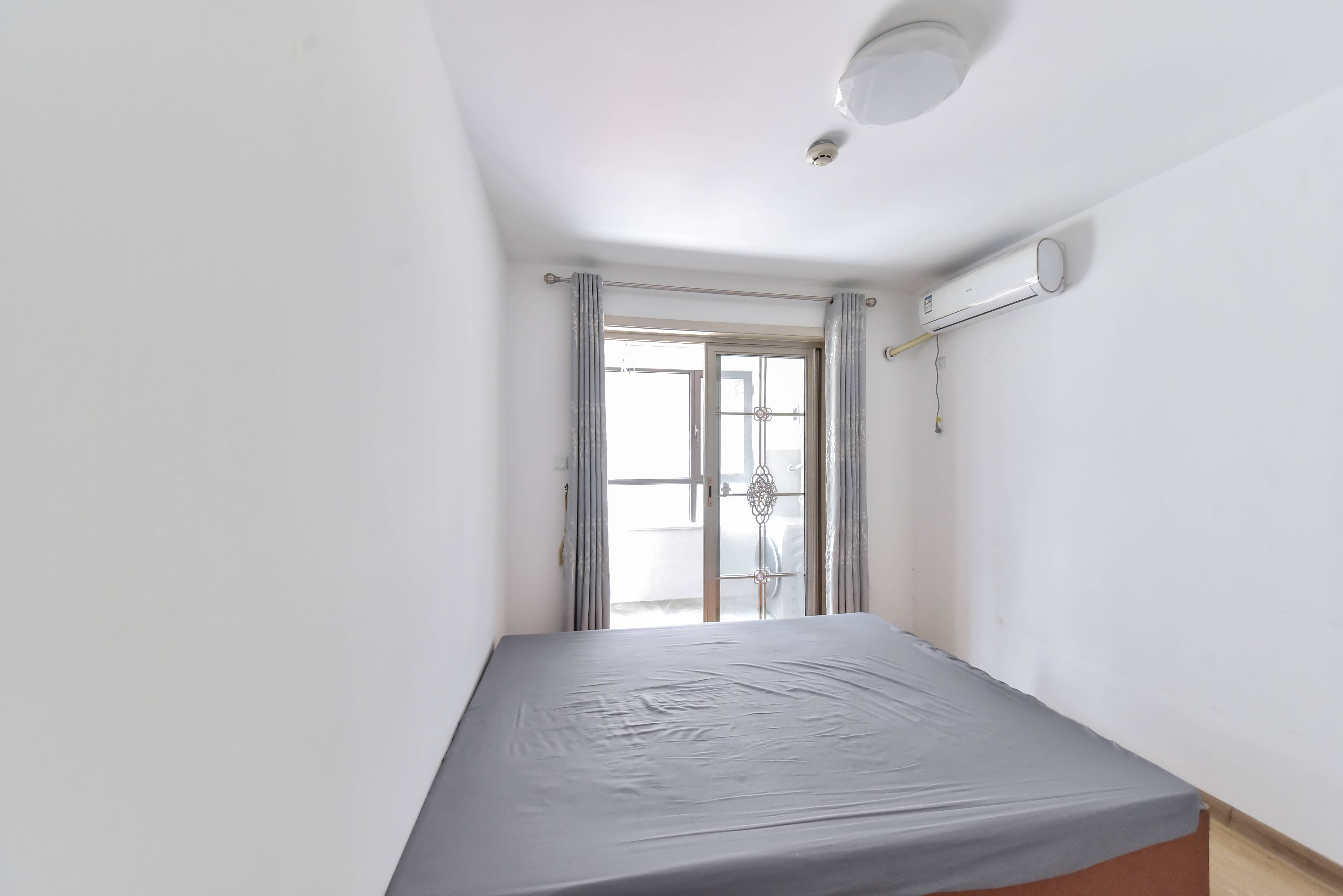 旭辉银盛泰金域蓝山