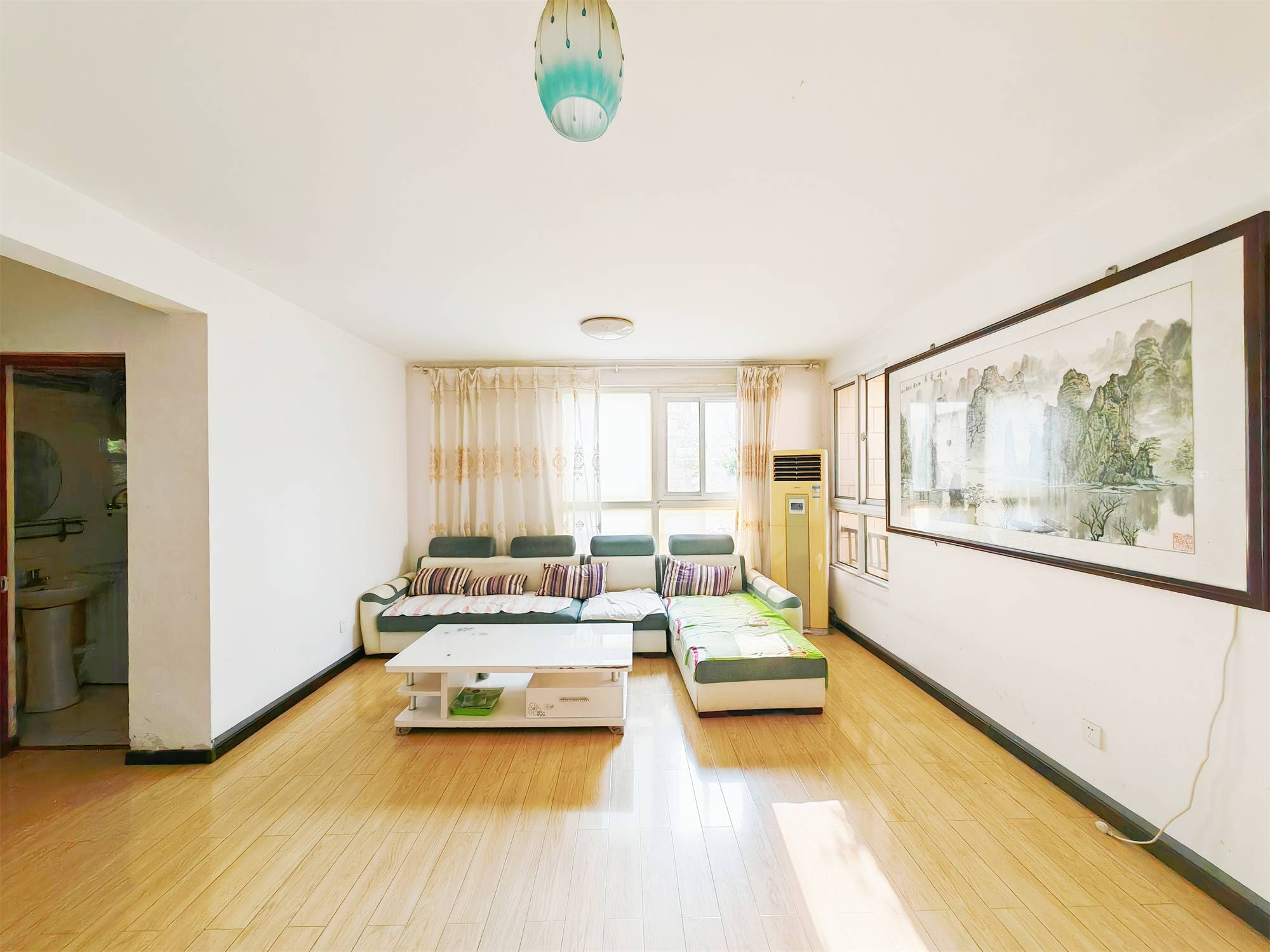  外海蝶泉山庄 南北