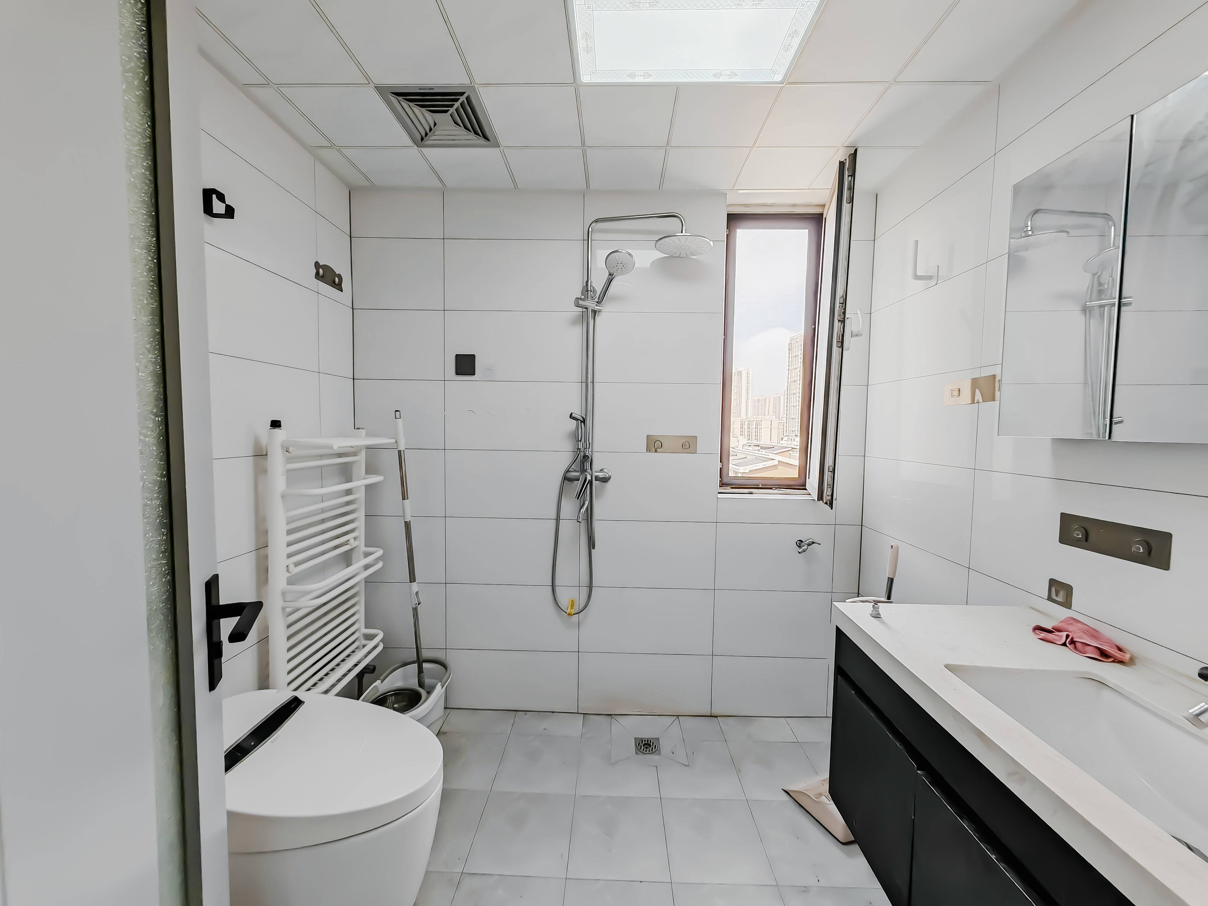 天鸿万象新天四区