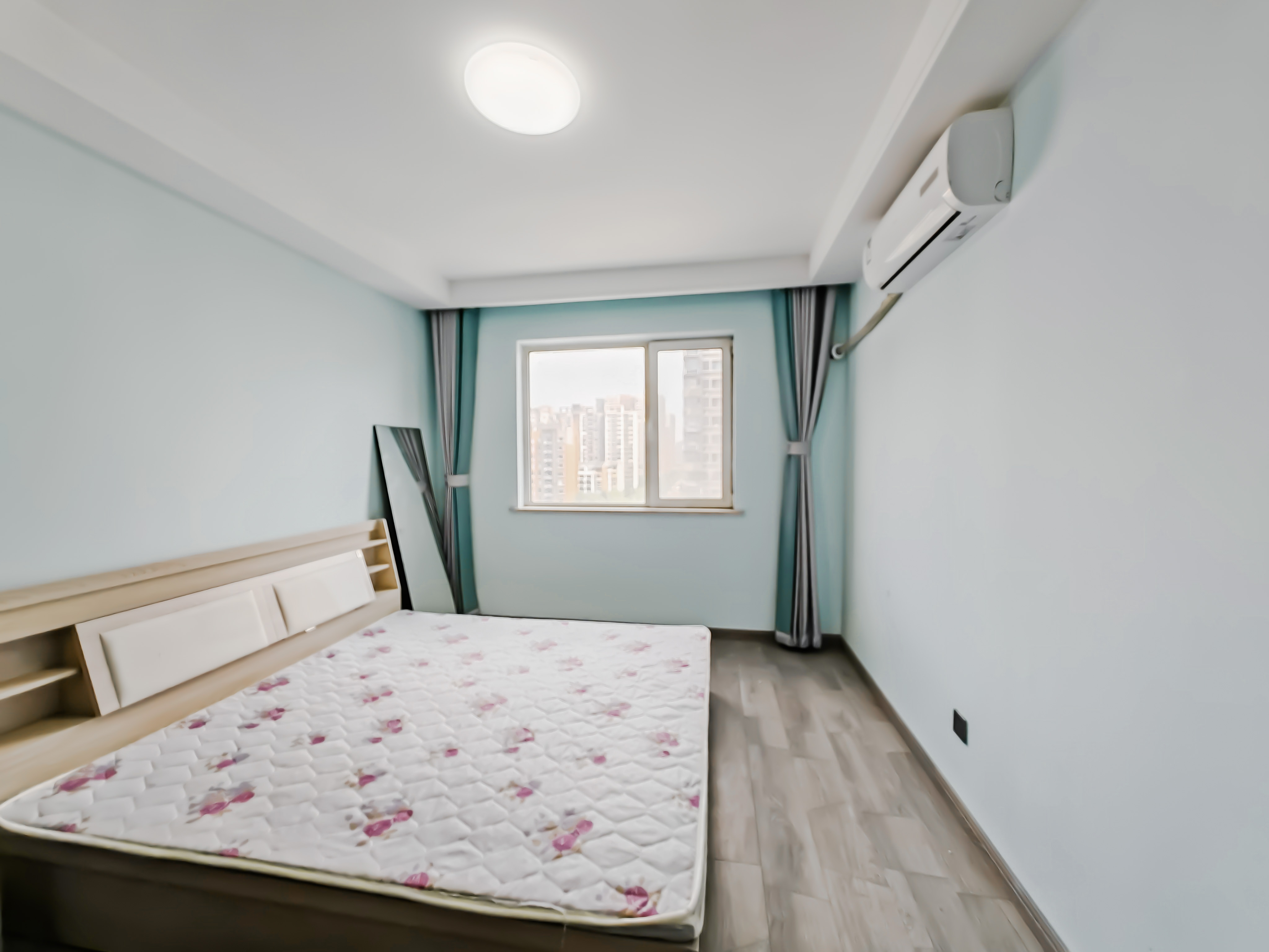 天鸿万象新天四区